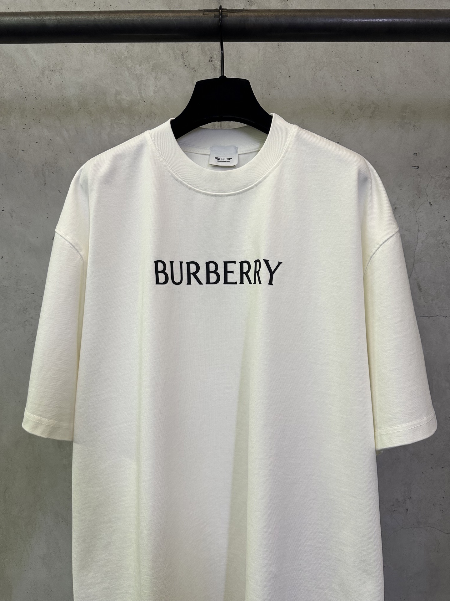 Burberry Burberry 巴宝莉 26ss 微标装饰短袖T恤