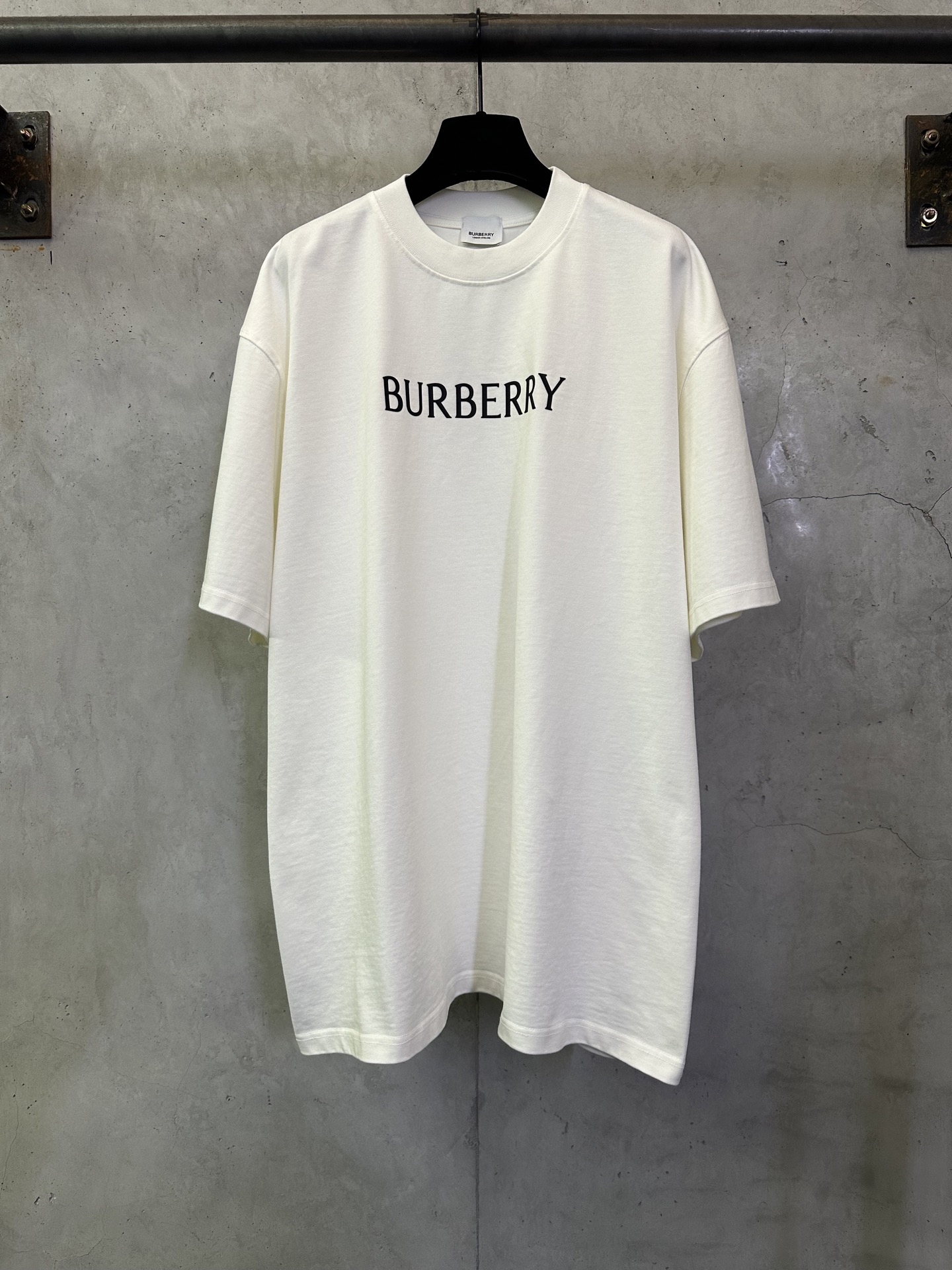 Burberry Burberry 巴宝莉 26ss 微标装饰短袖T恤