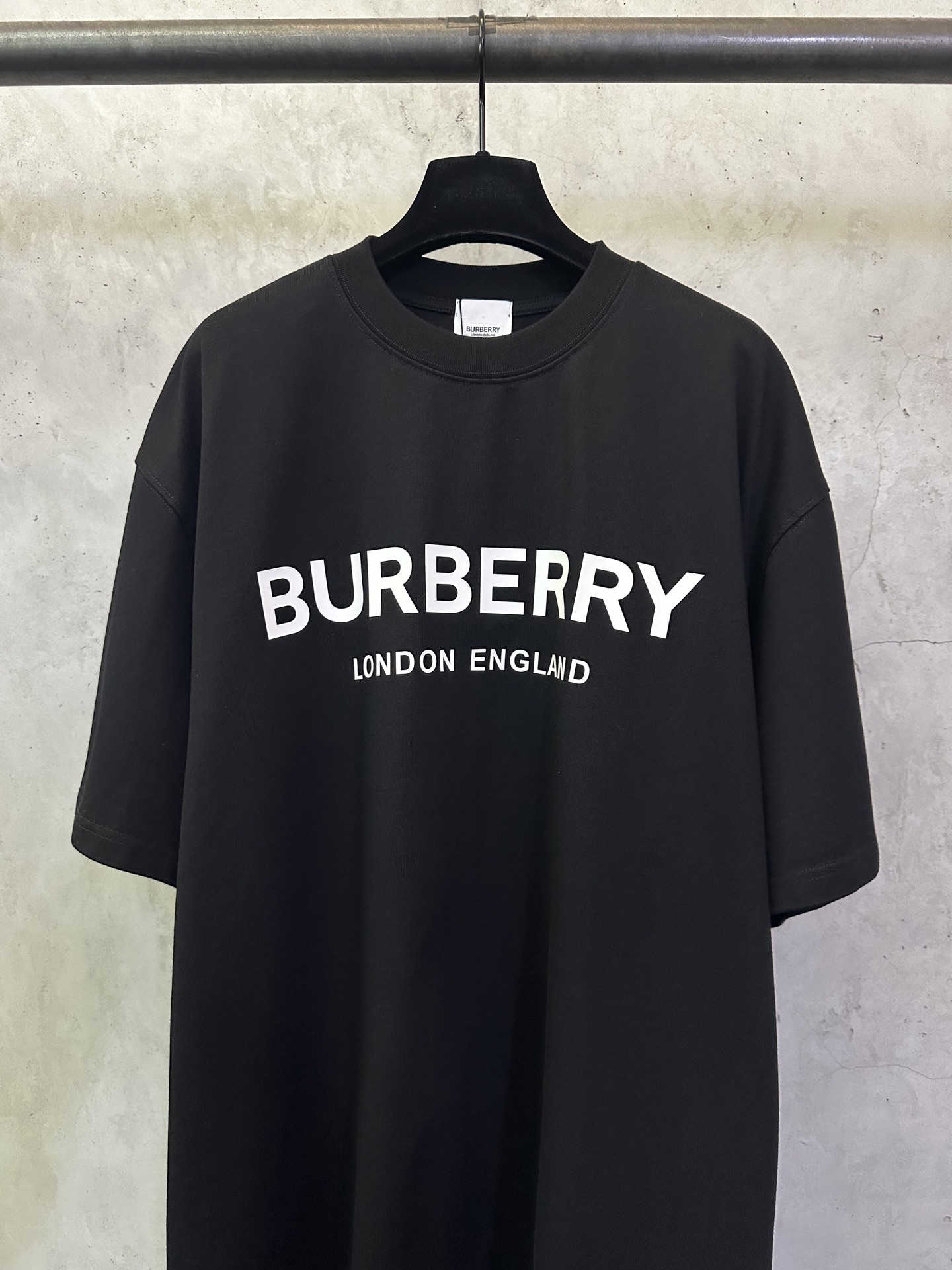 Burberry Burberry 巴宝莉 26ss logo字母印花短袖T恤