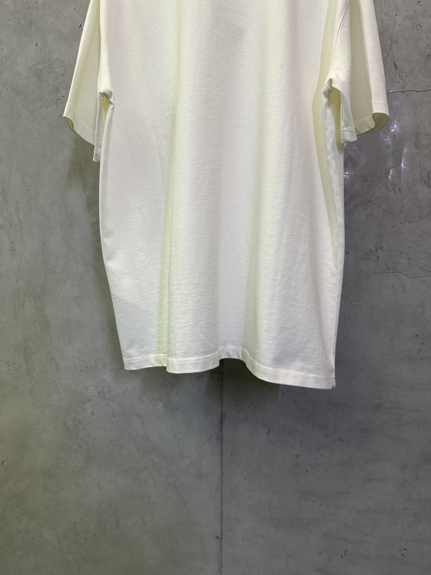 Burberry Burberry 巴宝莉 26ss logo字母印花短袖T恤