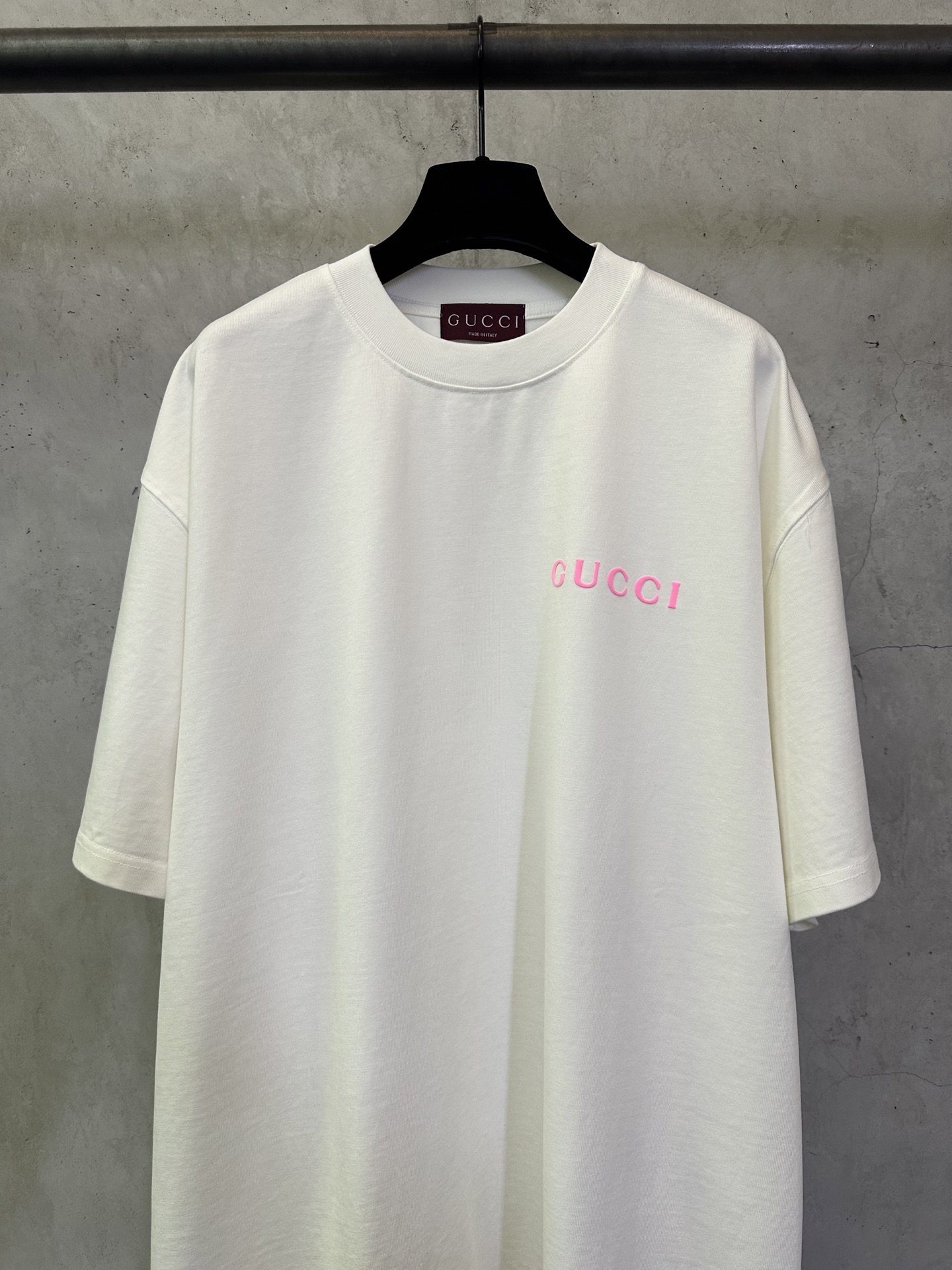 Gucci GUCCI 古驰 26ss 发泡粉logo短袖T恤