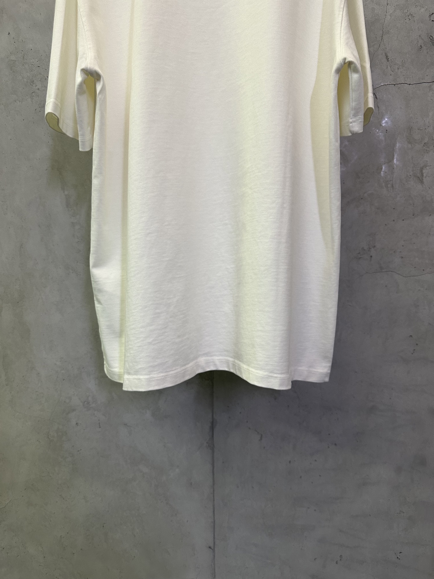 Gucci GUCCI 古驰 26ss 马年早春度假系列圆领印花短袖T恤