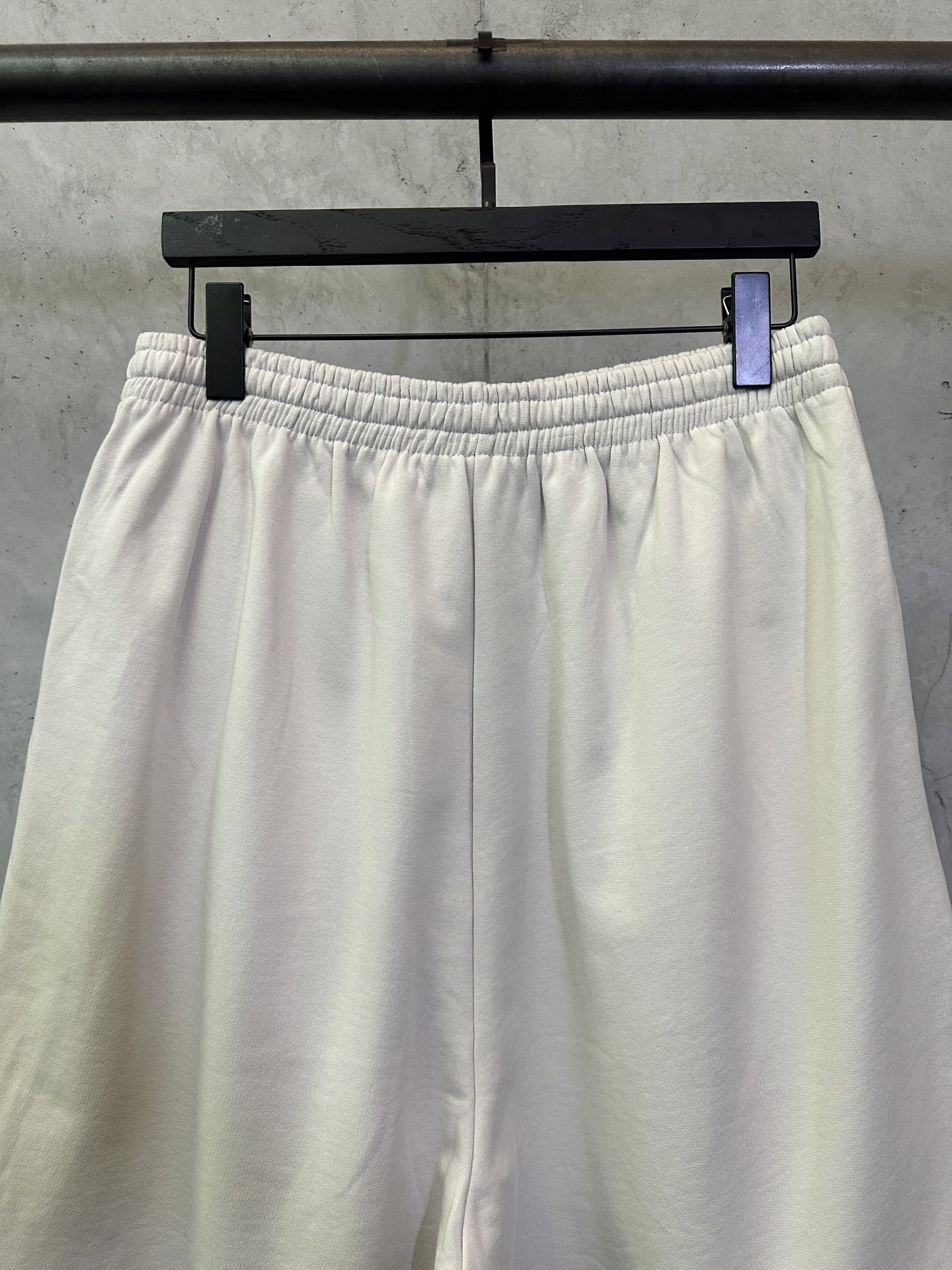 Balenciaga Balenciaga巴黎世家 25ss 可乐海浪logo刺绣休闲短裤