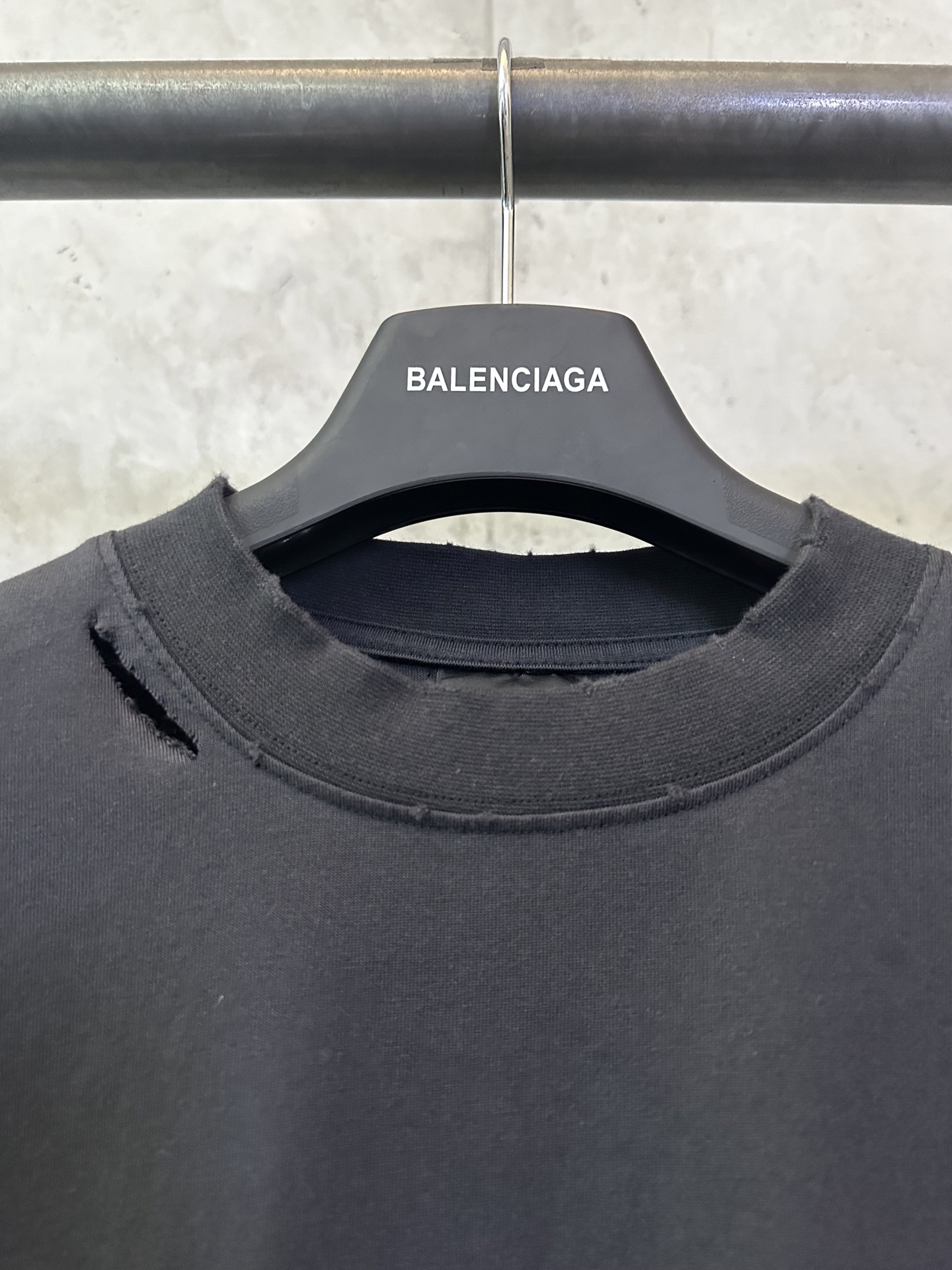 Balenciaga Balenciaga 巴黎世家 24fw 视力表印花重工破坏短袖T恤