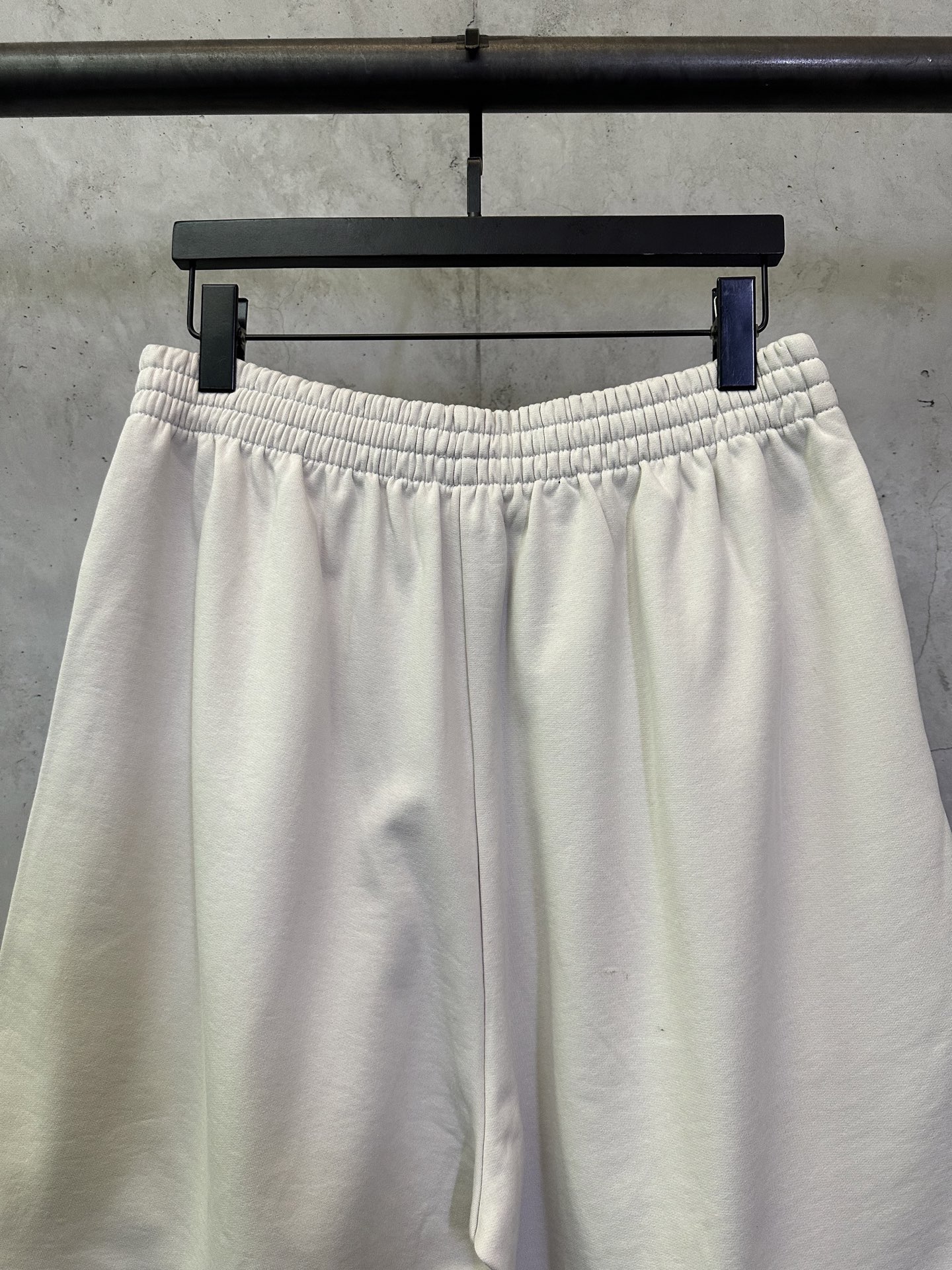 Balenciaga Balenciaga 巴黎世家25ss logo兰色刺绣休闲短裤