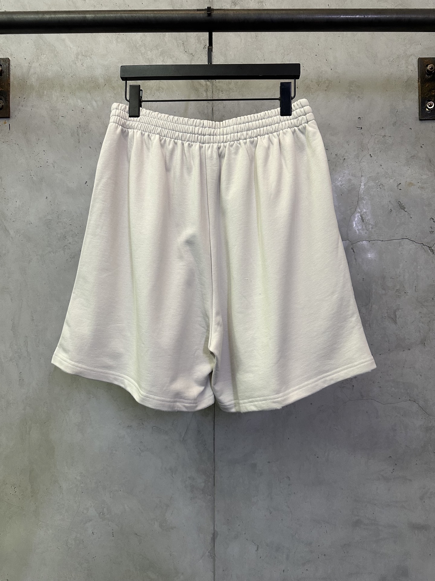 Balenciaga Balenciaga 巴黎世家25ss logo兰色刺绣休闲短裤
