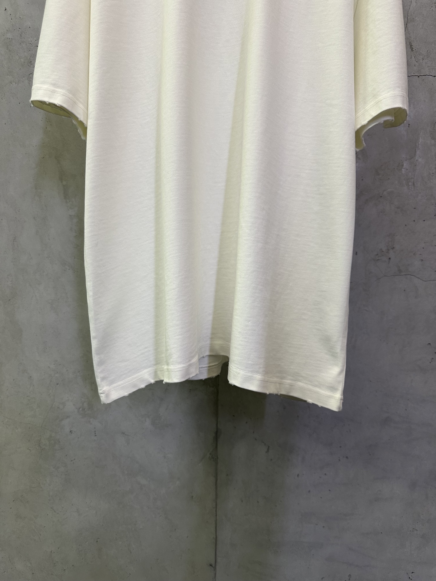 Saint Laurent YSL 圣罗兰 26ss 字母logo印花短袖T恤