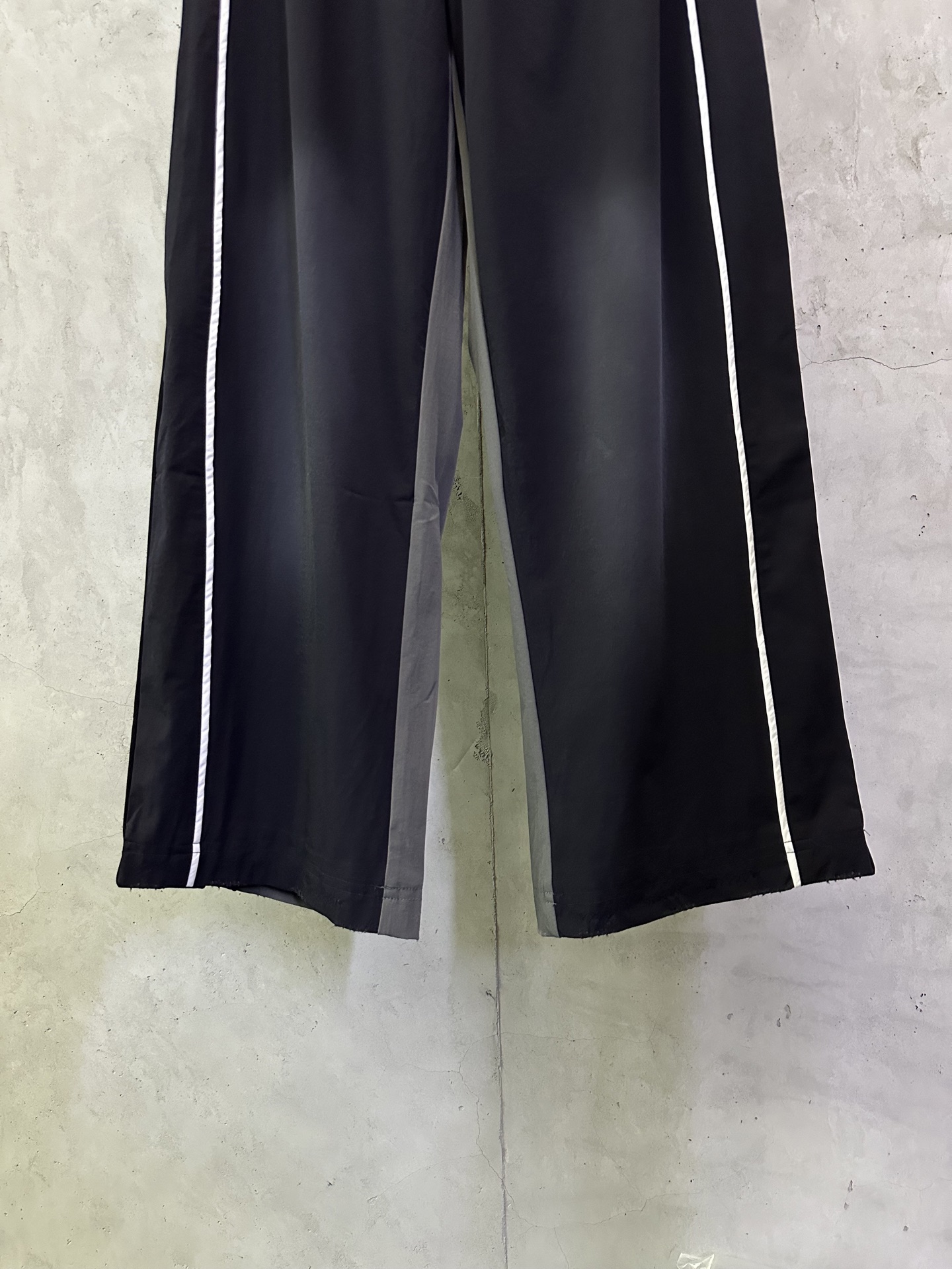 Balenciaga Balenciaga 巴黎世家 25FW 拼色冲锋裤