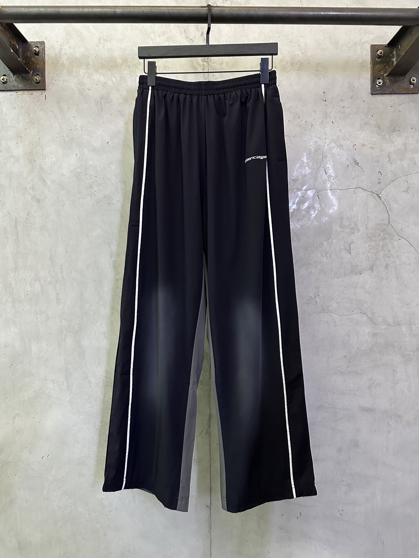 Balenciaga Balenciaga 巴黎世家 25FW 拼色冲锋裤