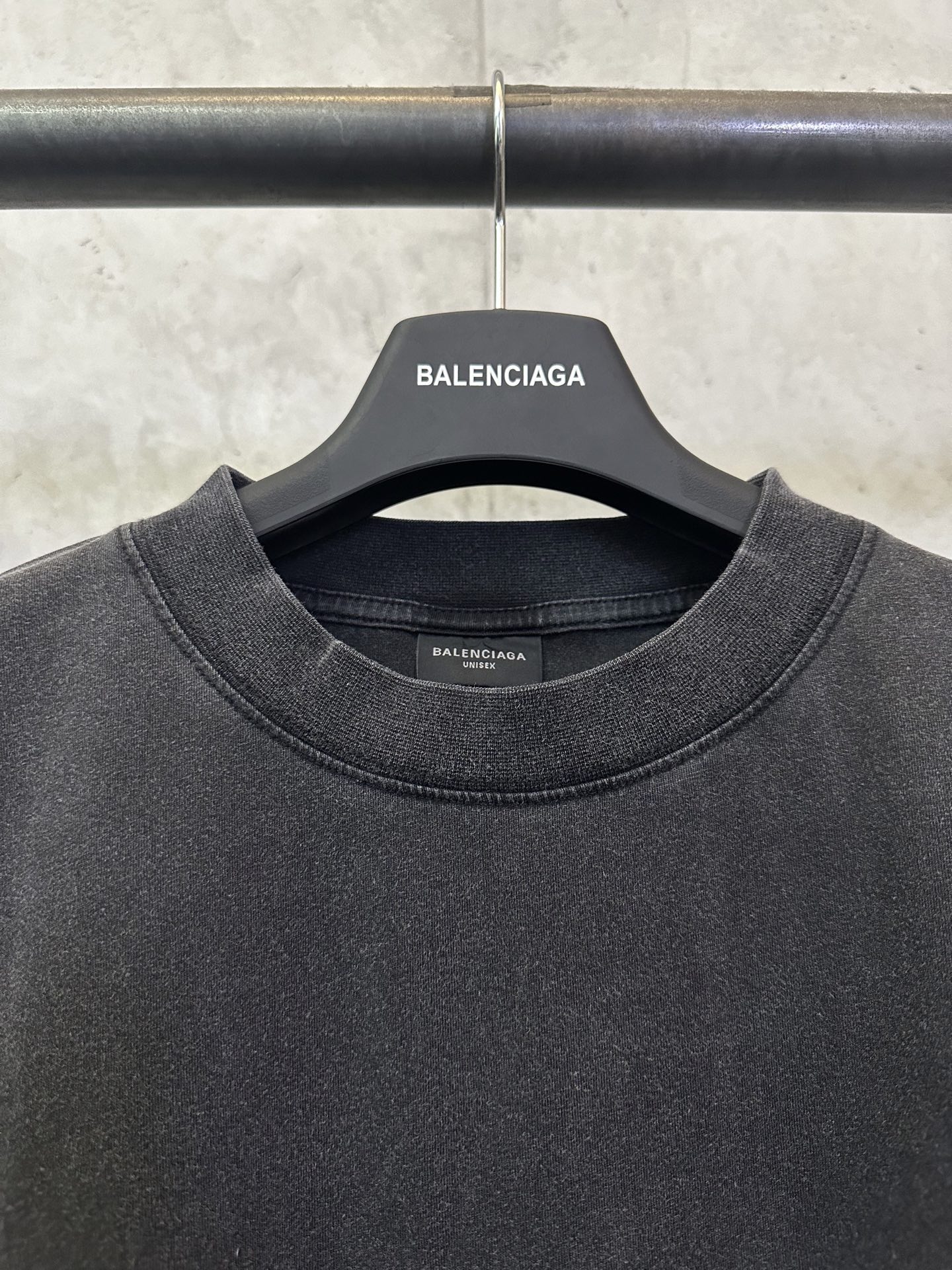 Balenciaga Balenciaga 巴黎世家 25ss 梵文刺绣洗水做旧短袖T恤
