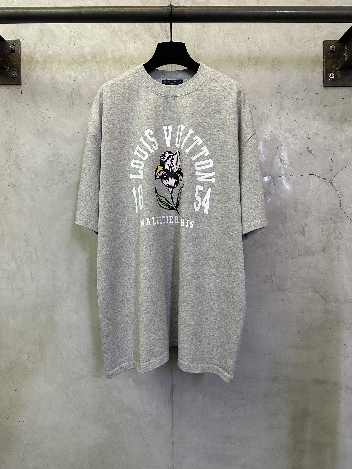 P125 Nueva primavera/verano, camiseta de manga corta de 400g de peso pesado, Louis Vuitton 26ss, estilo académico con f…