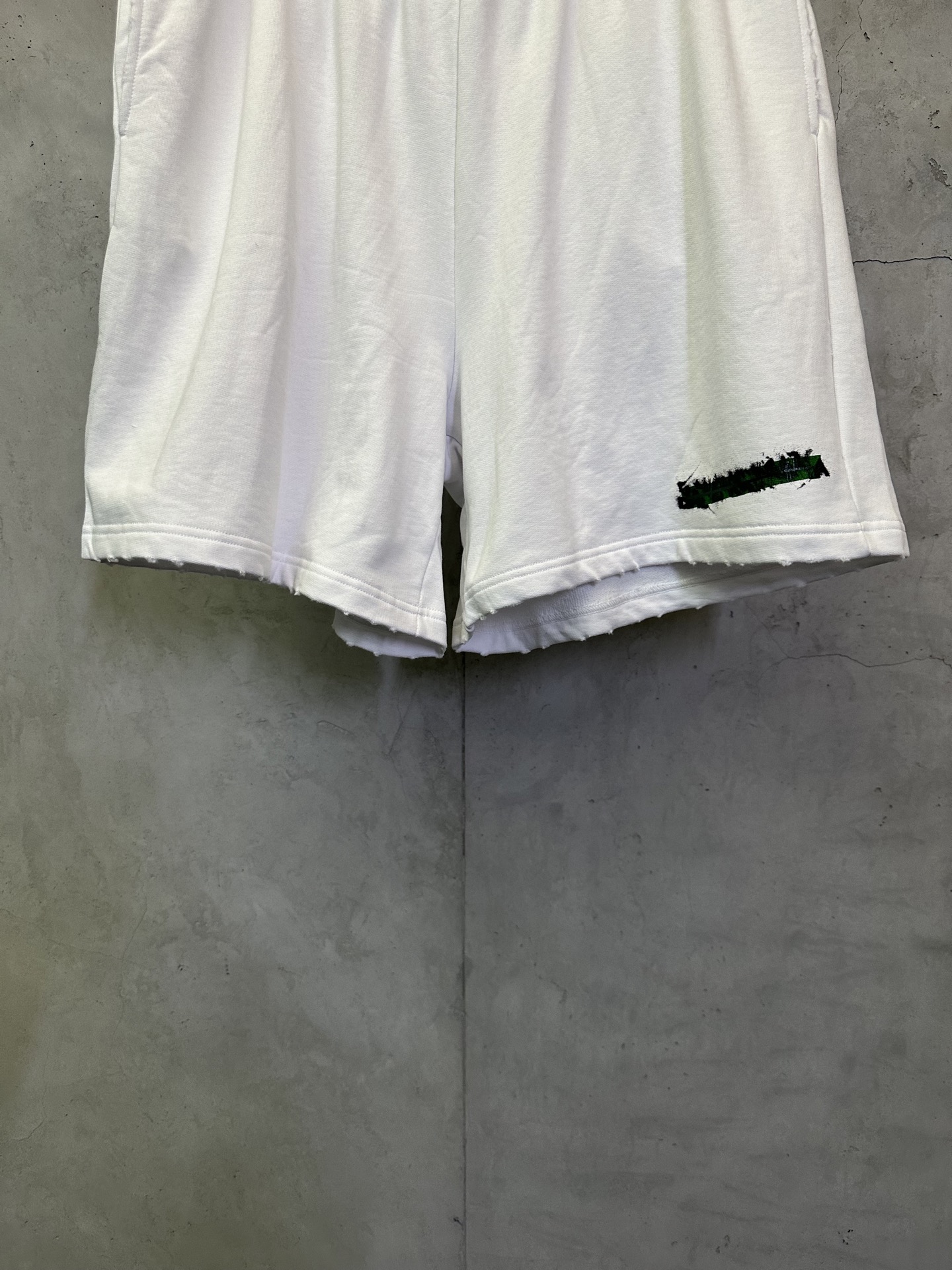 Balenciaga Balenciaga 巴黎世家 26ss 绿胶带短裤套装