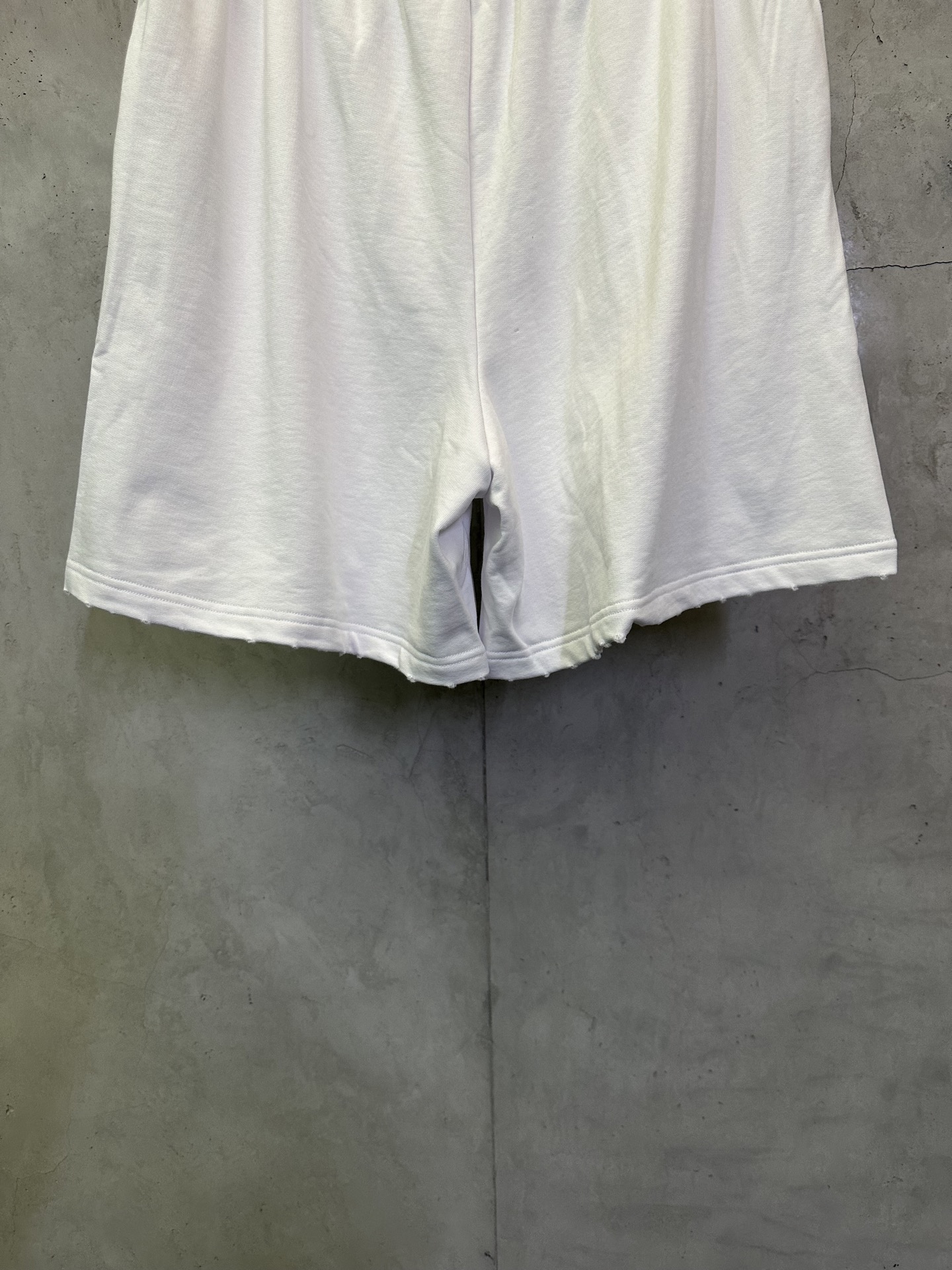 Balenciaga Balenciaga 巴黎世家 26ss 绿胶带短裤套装