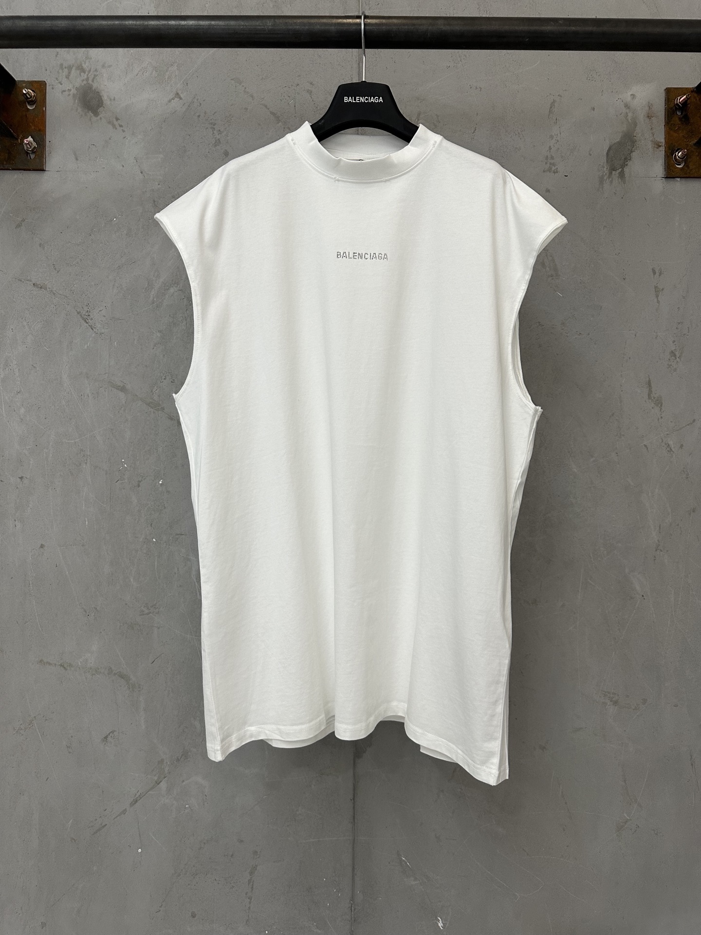 Balenciaga Balenciaga 巴黎世家 前后字母烫钻坎肩背心