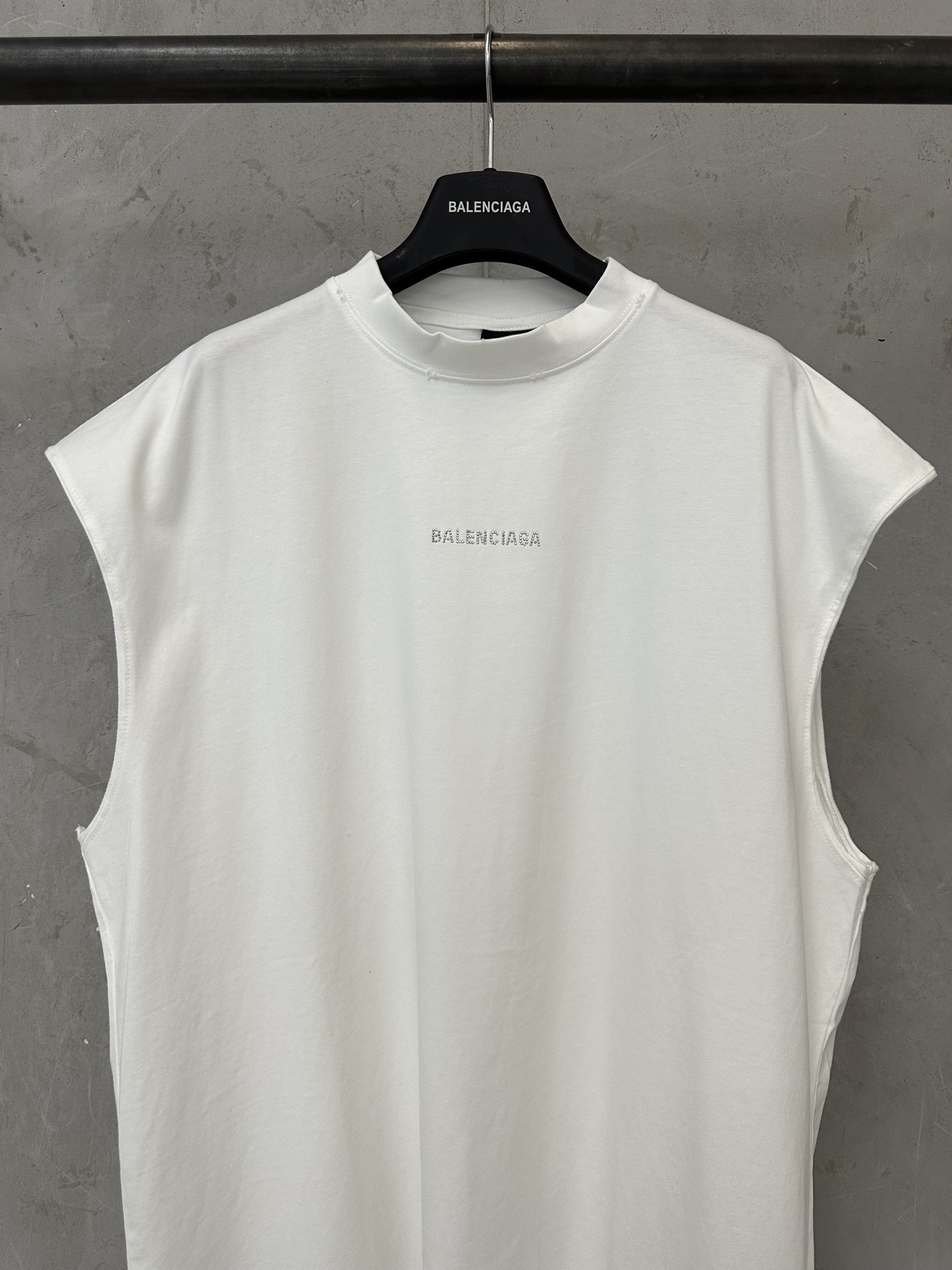 Balenciaga Balenciaga 巴黎世家 前后字母烫钻坎肩背心