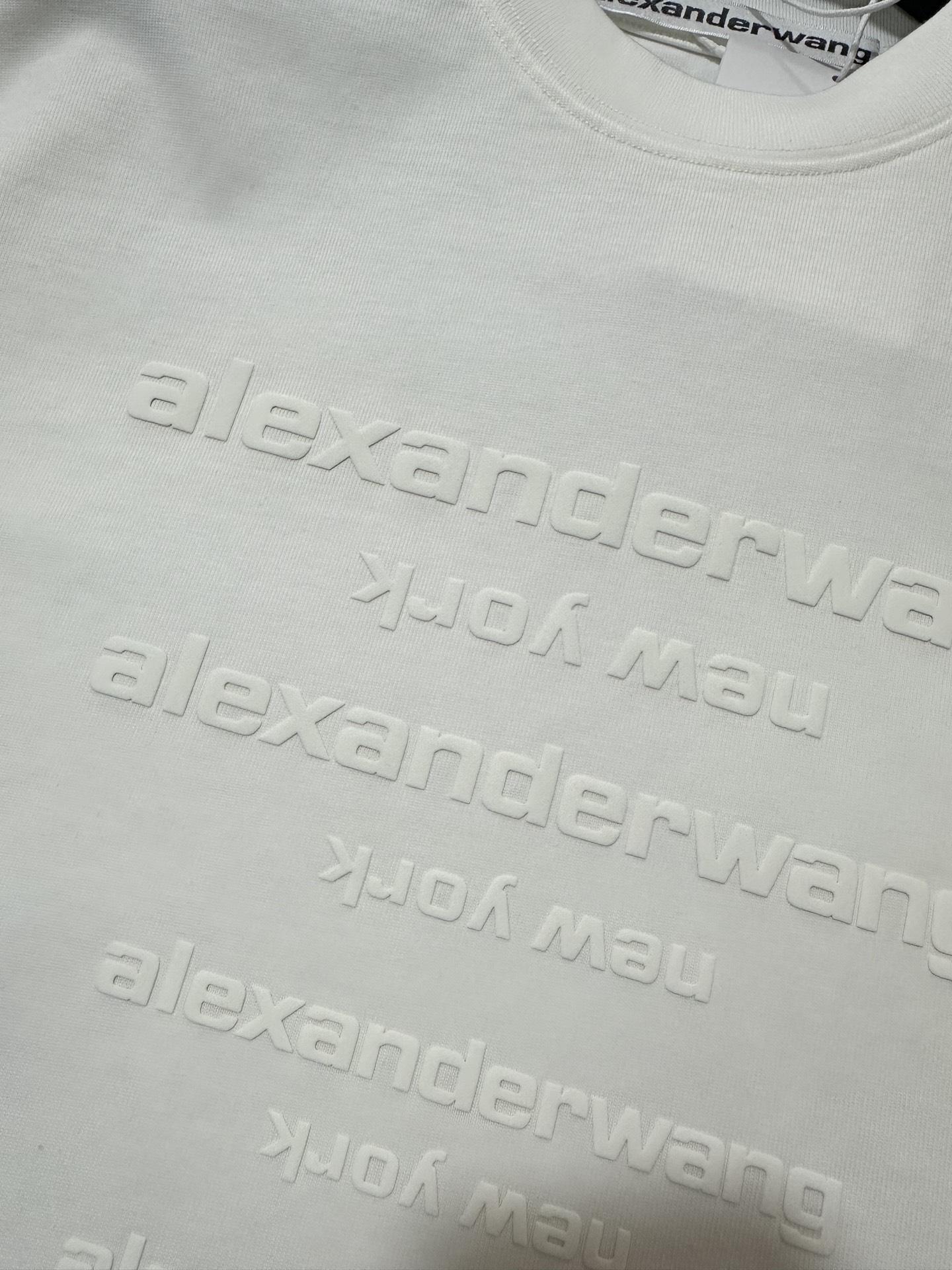 Alexander Wang Alexander wang 亚力山大 王 2026fw 新款发泡短袖T恤