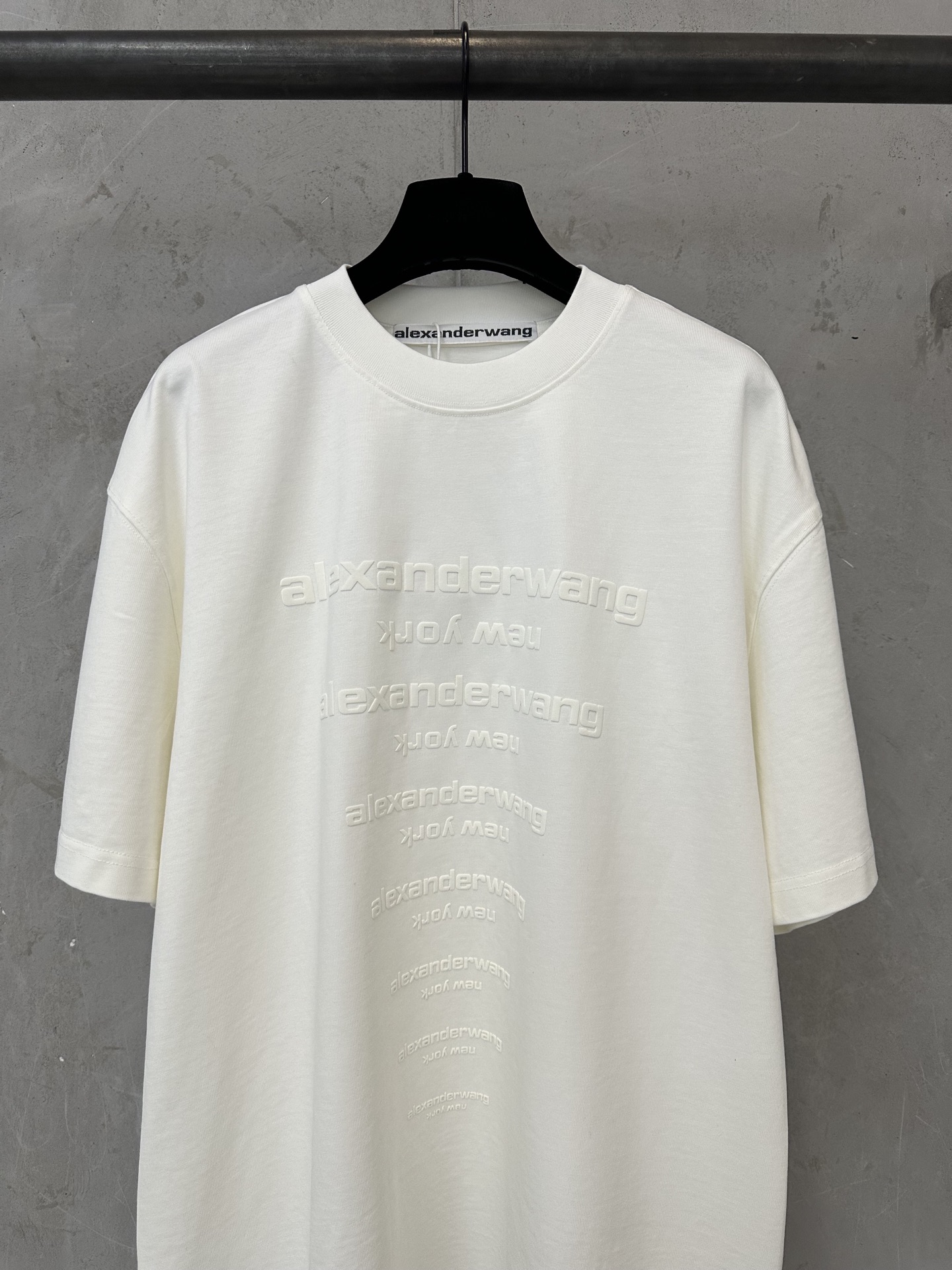 Alexander Wang Alexander wang 亚力山大 王 2026fw 新款发泡短袖T恤
