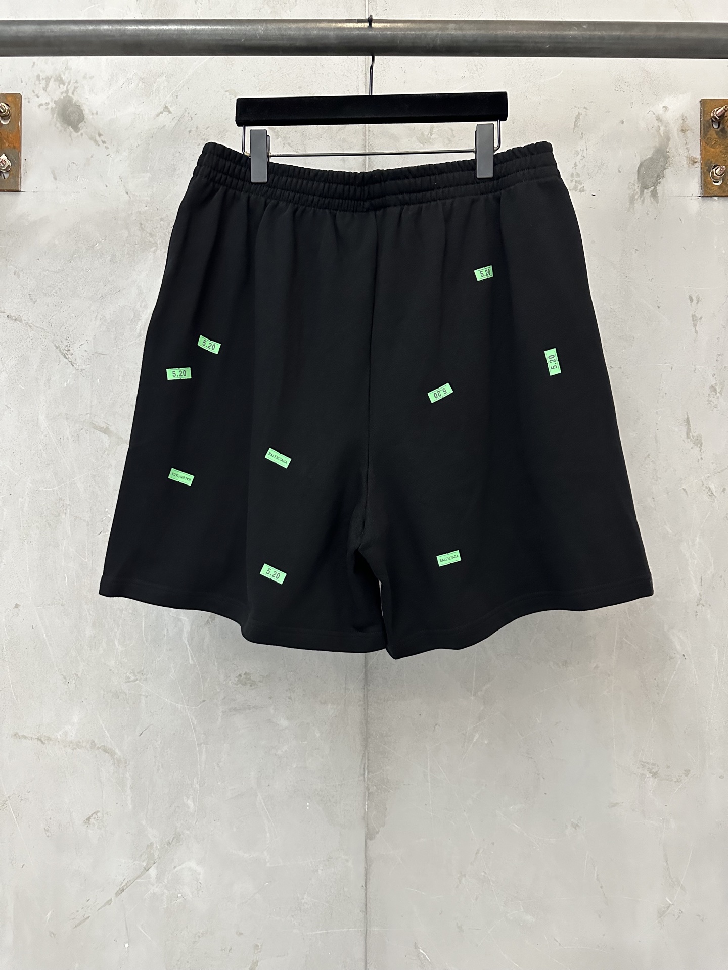 Balenciaga Balenciaga 巴黎世家 26ss 520情人节款短裤套装