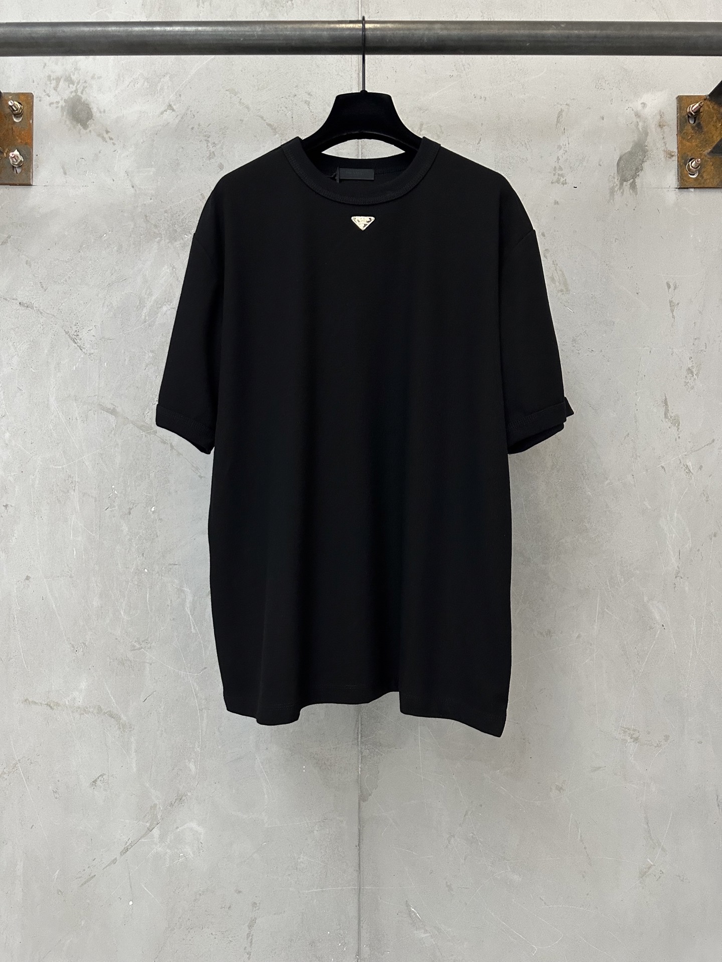 Prada PRADA普拉达 ss26 修身小领标短袖T恤
