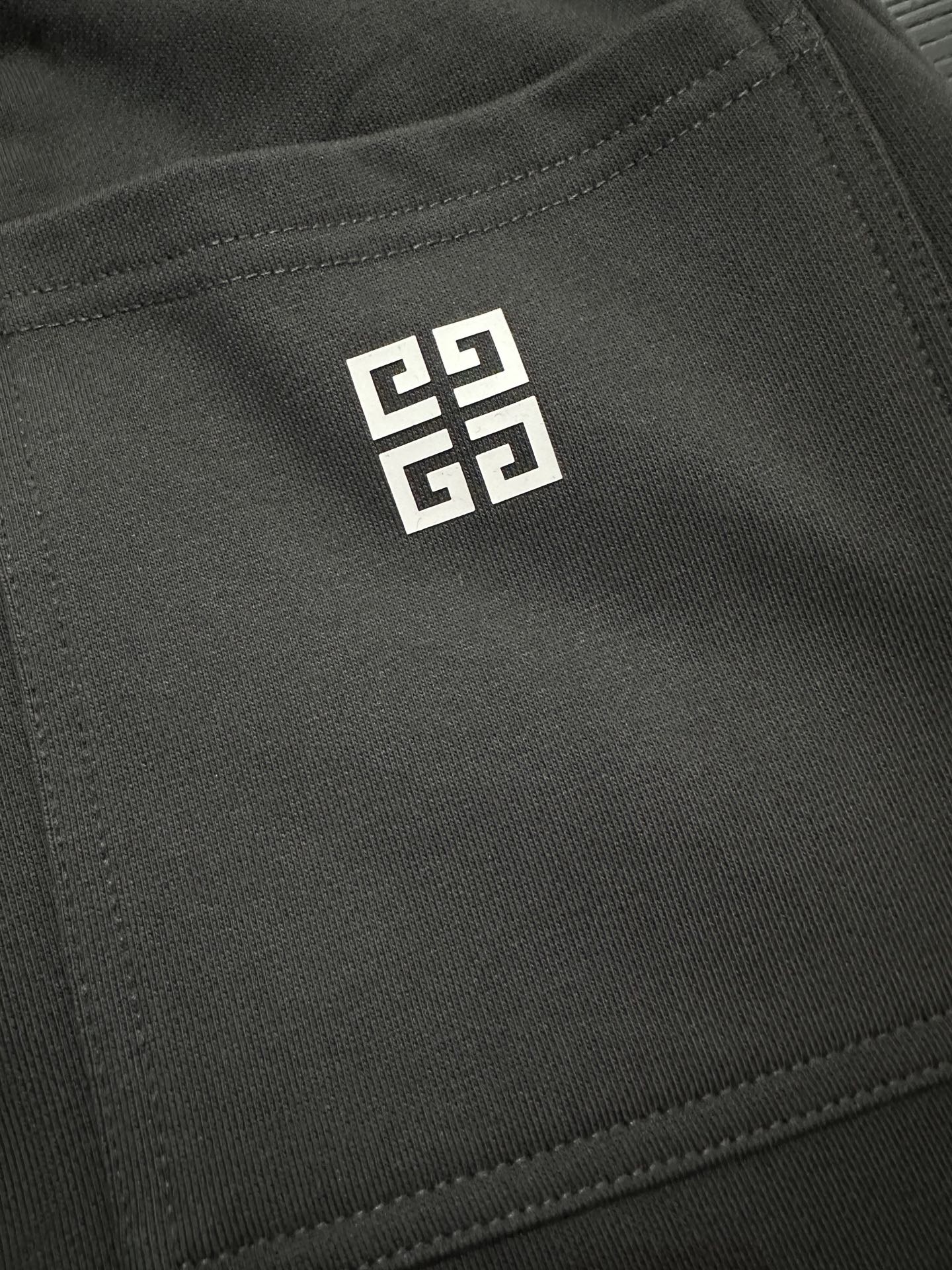 Givenchy GIVENCHY纪梵希 ss26 logo印花松紧直筒休闲短裤