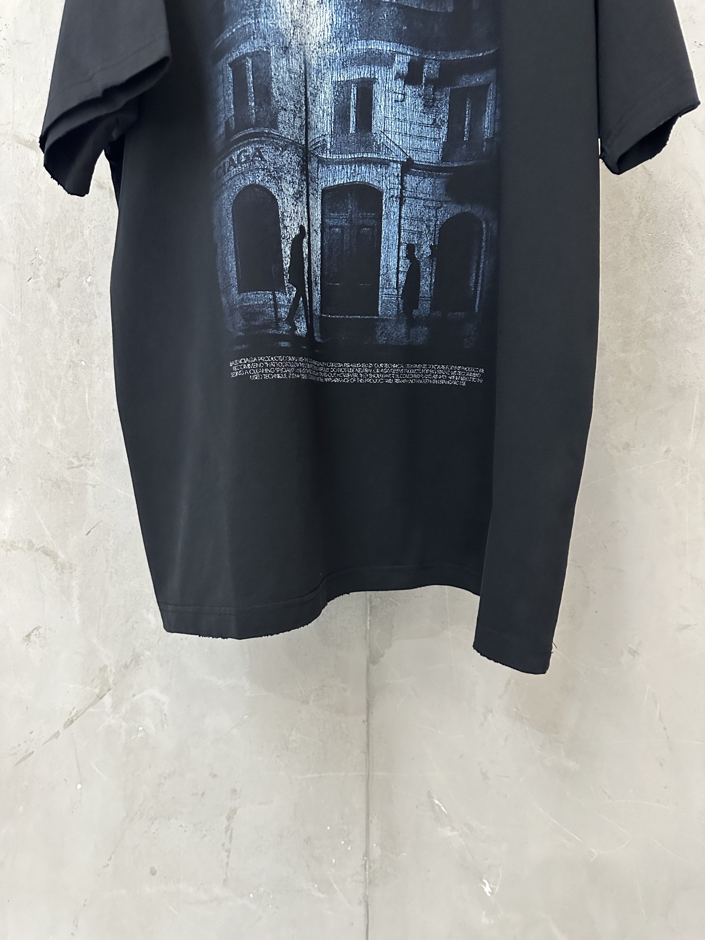 Balenciaga Balenciaga 巴黎世家 26ss 街道路灯夜景龟裂印花短袖T恤