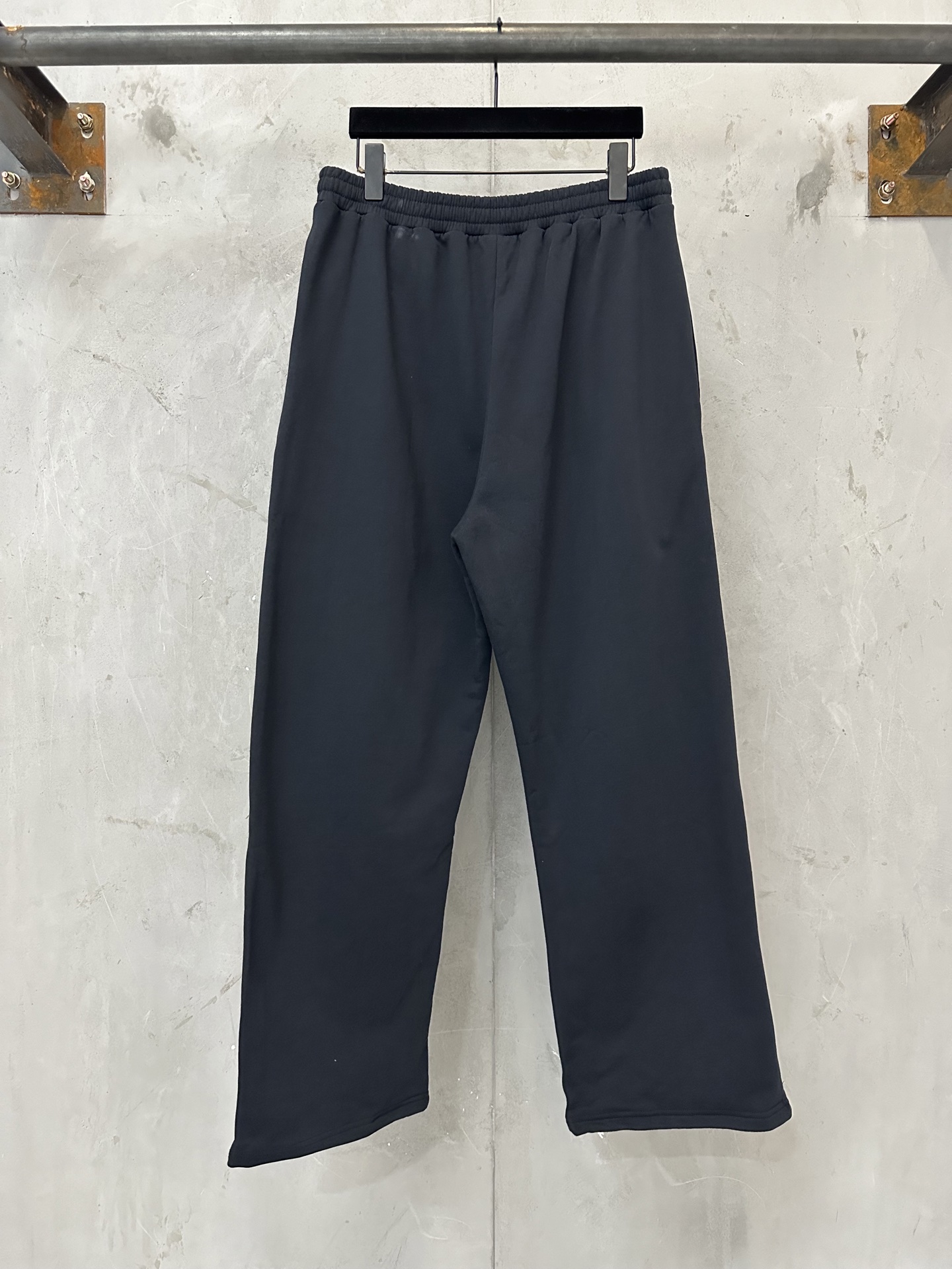 Balenciaga Balenciaga 巴黎世家 26ss 大logo刺绣休闲长裤