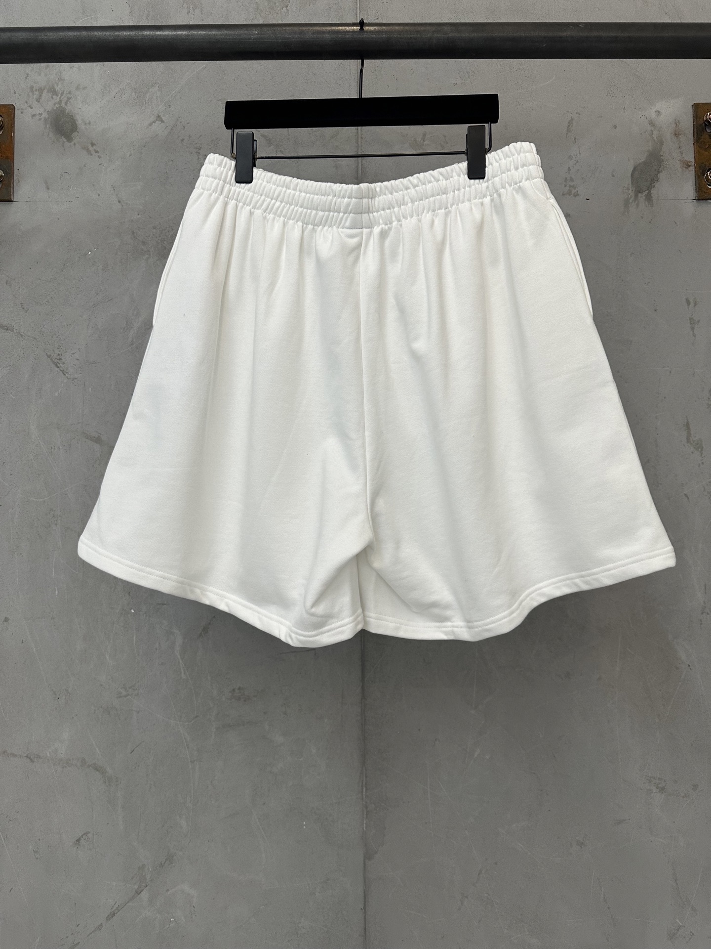 Balenciaga Balenciaga 巴黎世家 26ss 3m刺绣印花休闲短裤