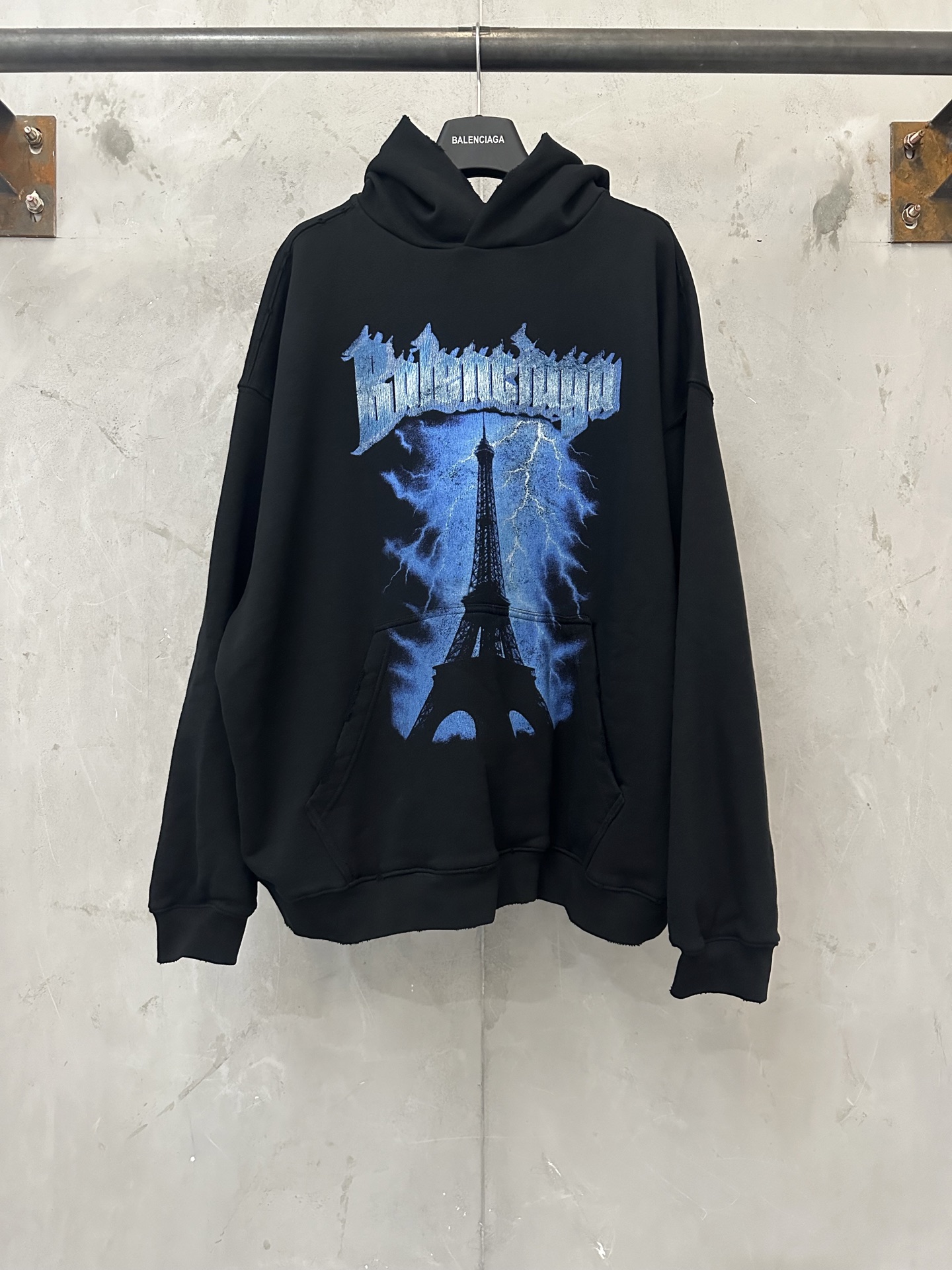 P225 Balenciaga 26ss Sudadera con capucha relámpago Torre Eiffel Tejido: Confeccionado en tejido de puro algodón de 480…