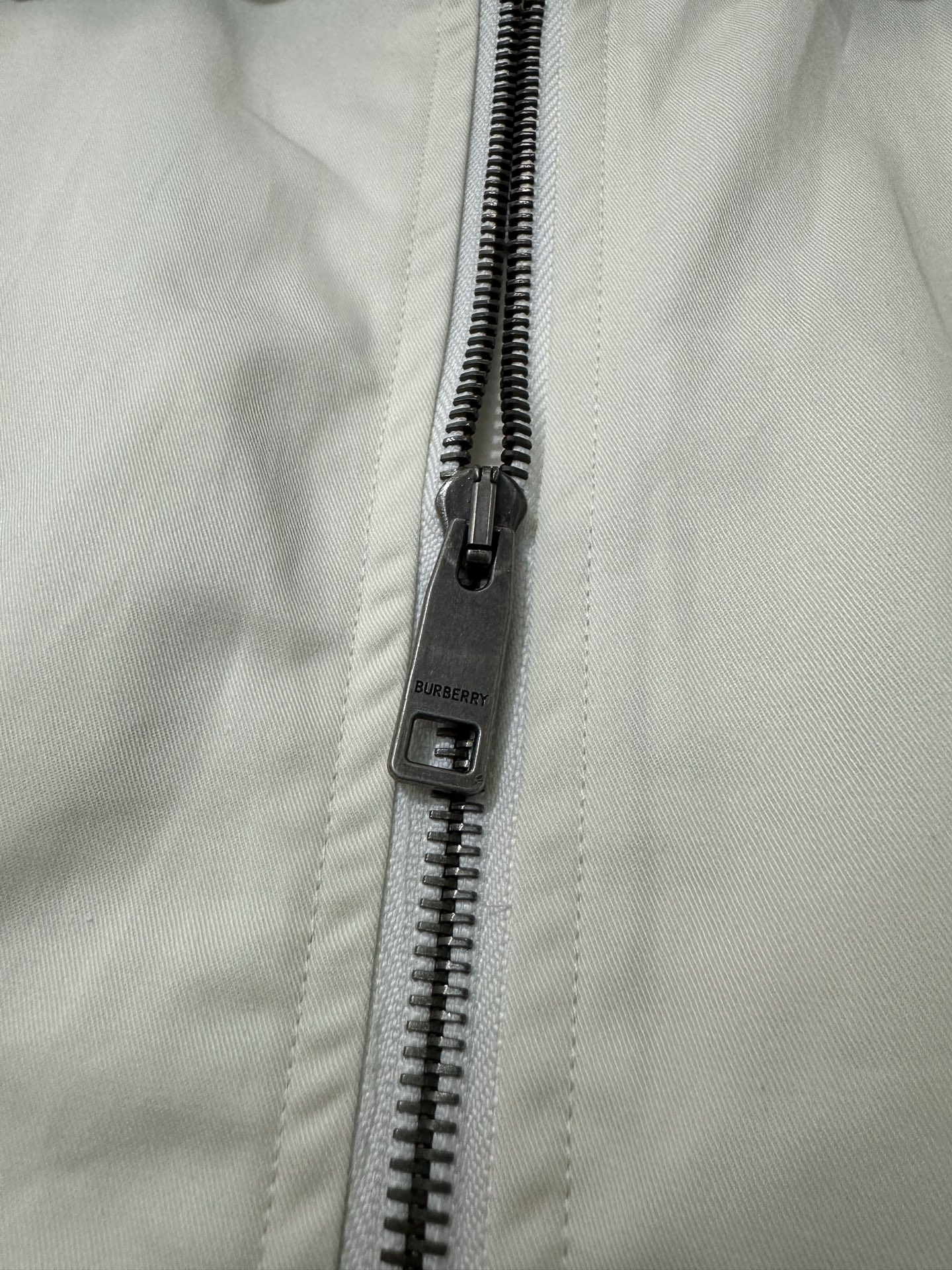 버버리 26FW 남성 자켓 154968 Burberry Jacket 상세 이미지 9