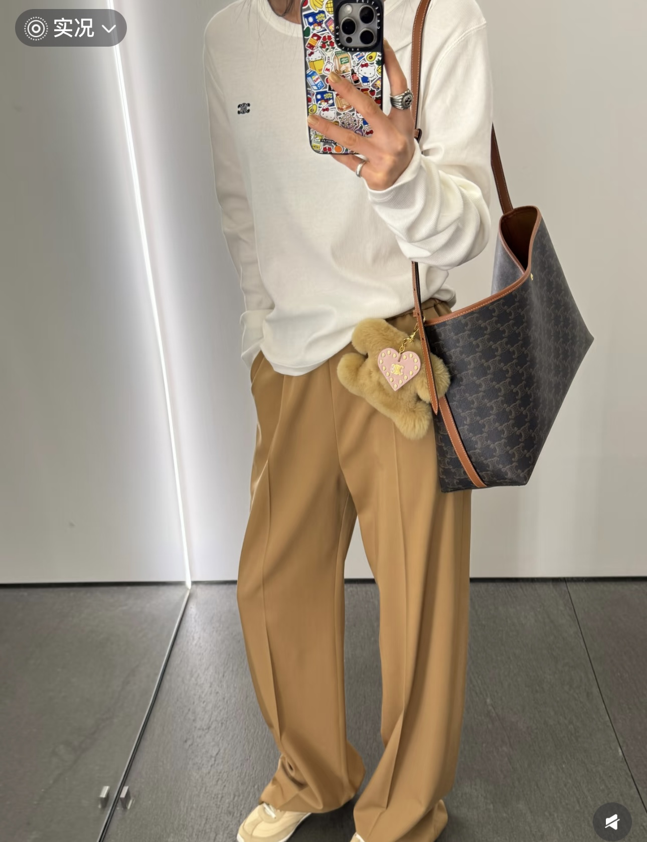 셀린느 26SS 남성 긴팔 154961 Celine Long Sleeve 상세 이미지 12