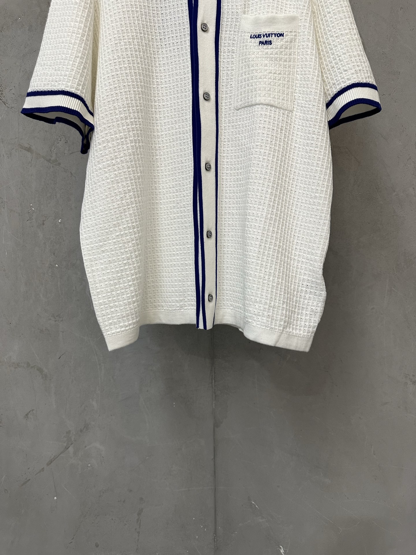 루이비통 26SS 남성 반팔 154964 Louis Vuitton T Shirt 상세 이미지 4
