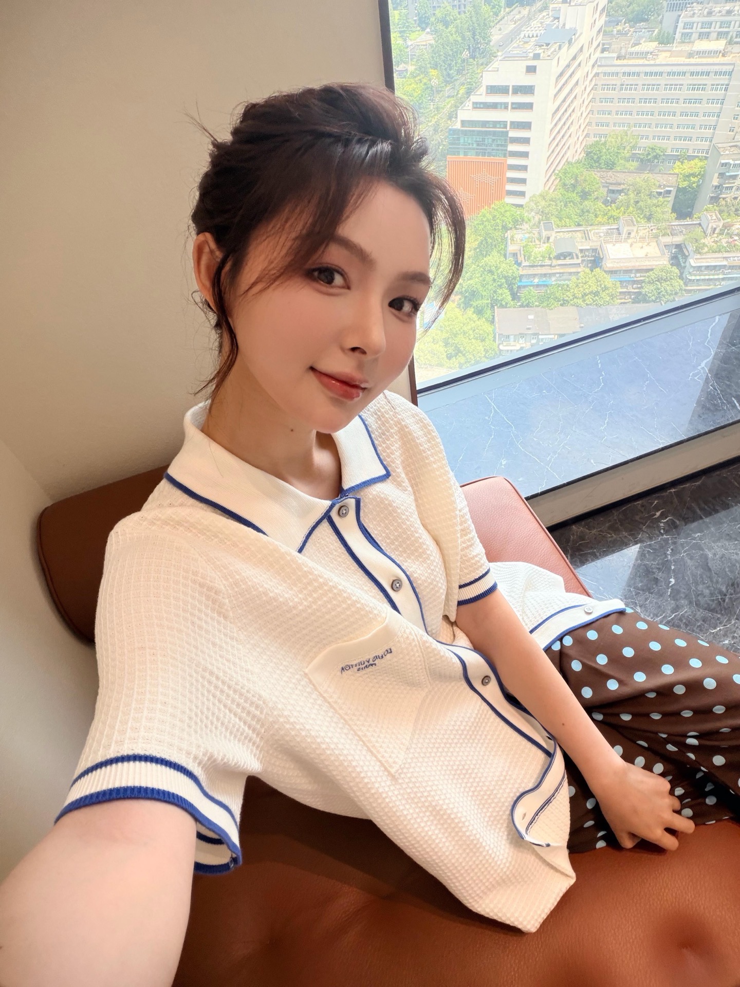 루이비통 26SS 남성 반팔 154964 Louis Vuitton T Shirt 상세 이미지 17