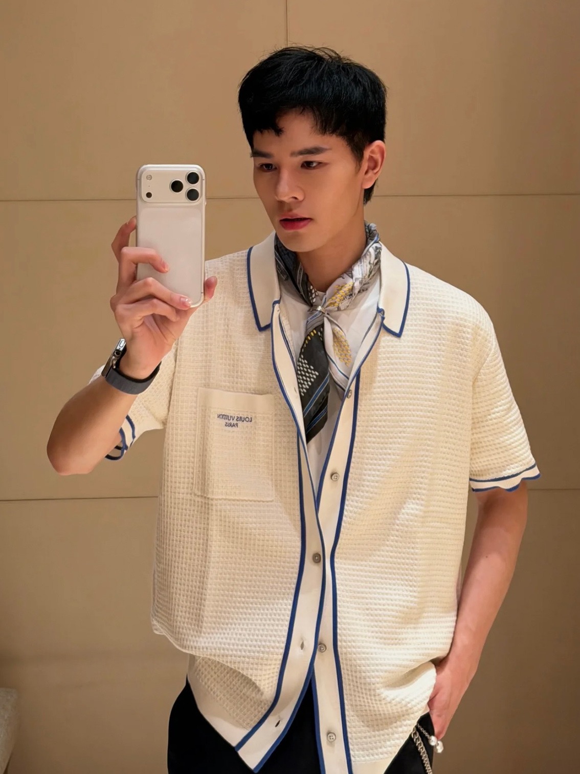 루이비통 26SS 남성 반팔 154964 Louis Vuitton T Shirt 상세 이미지 20
