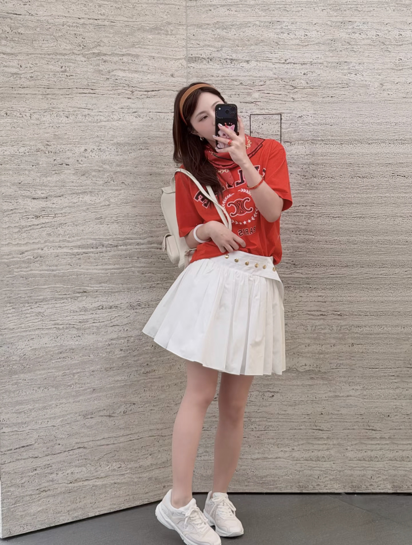 셀린느 26SS 남성 반팔 154967 Celine T Shirt 상세 이미지 15