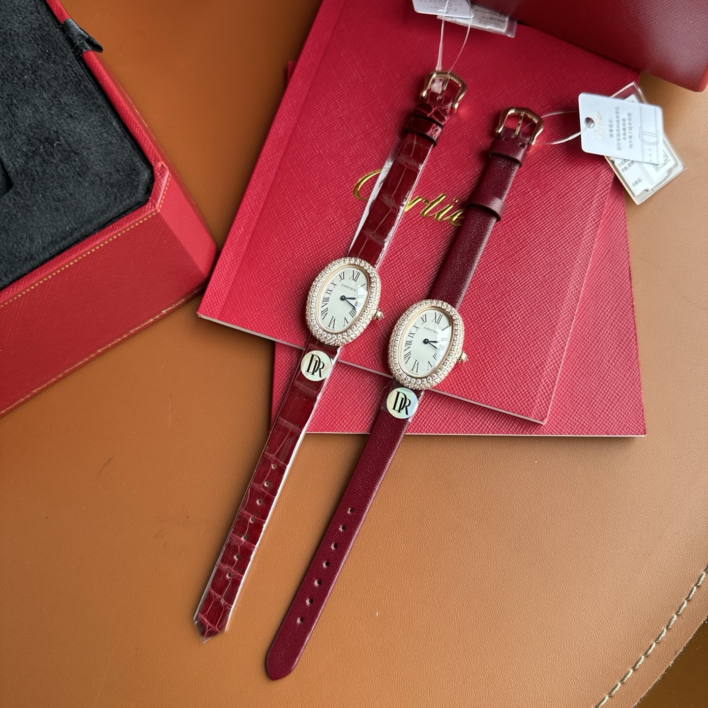 까르띠에 바뇨아르 32×26mm 26mm DR공장 쿼츠 무브먼트 다이아 로즈골드 악어가죽 블루 블랙 레플리카 42695