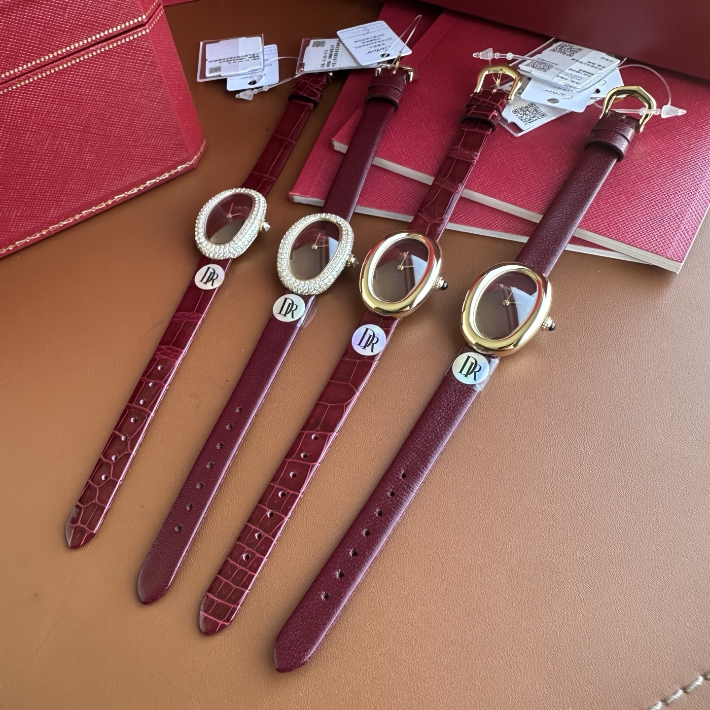 NO:641525,DR Cartier Bathtub New Year Series - Don’t let it go when it’s “red”,,cartier19860909DR卡地亚浴缸 新年系列 - 当“红”不让,,cartier,Watch