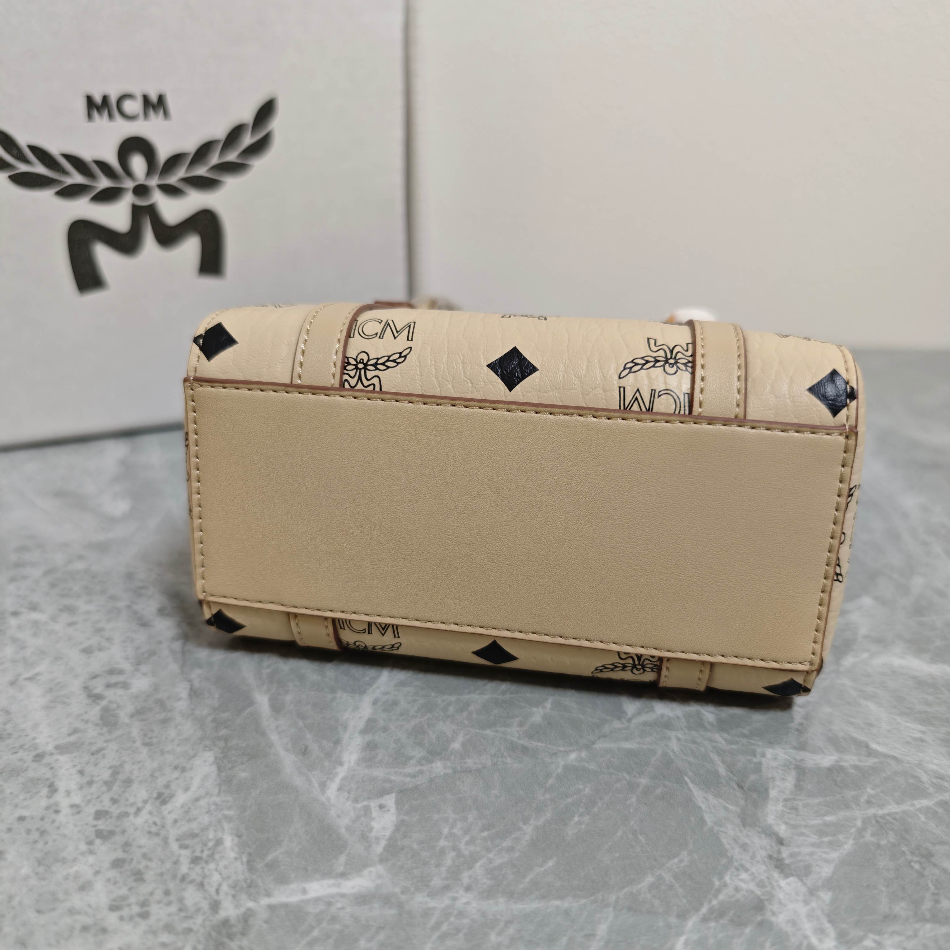 MCM 𝗠𝗖𝗠 𝗘𝗹𝗹𝗮