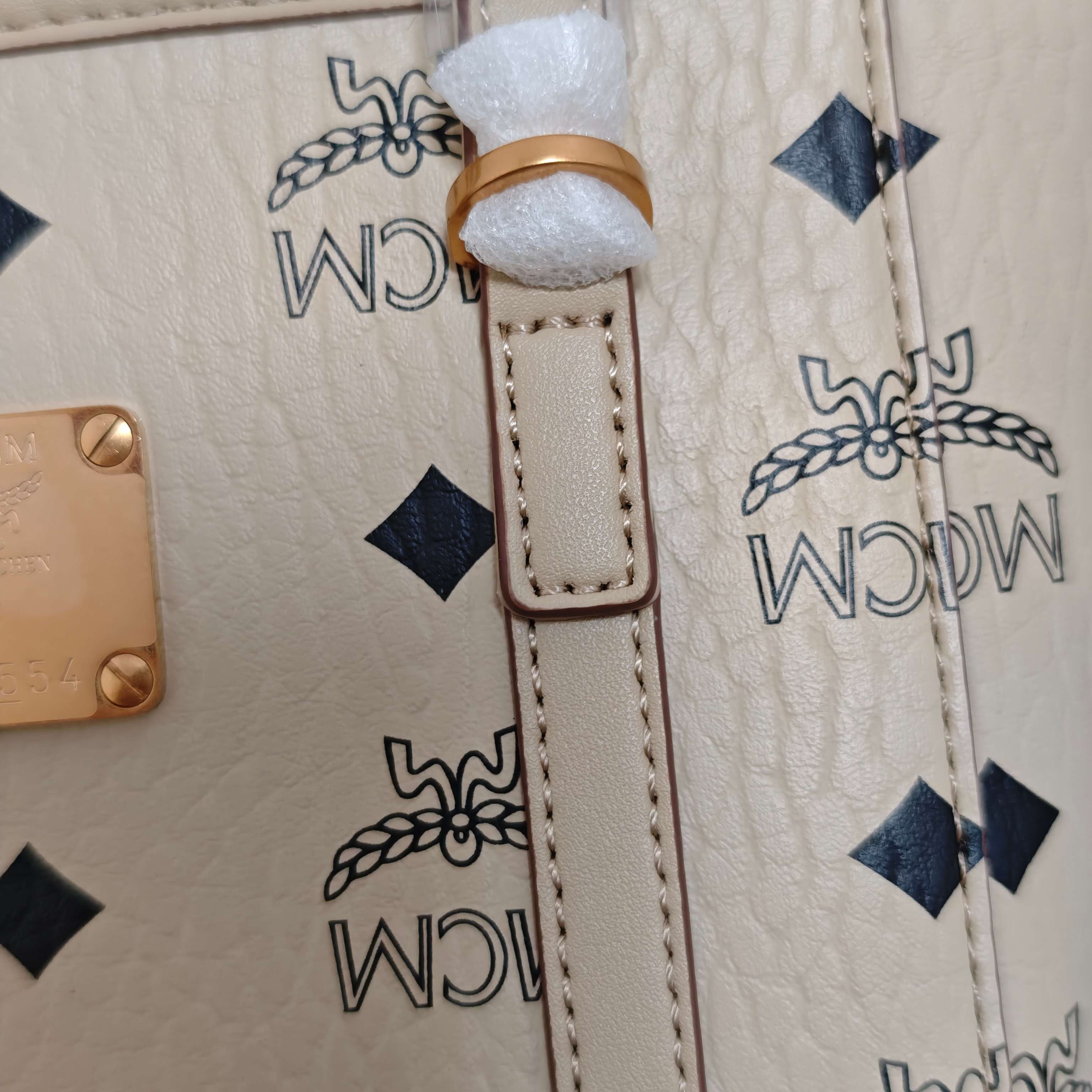 MCM 𝗠𝗖𝗠 𝗘𝗹𝗹𝗮