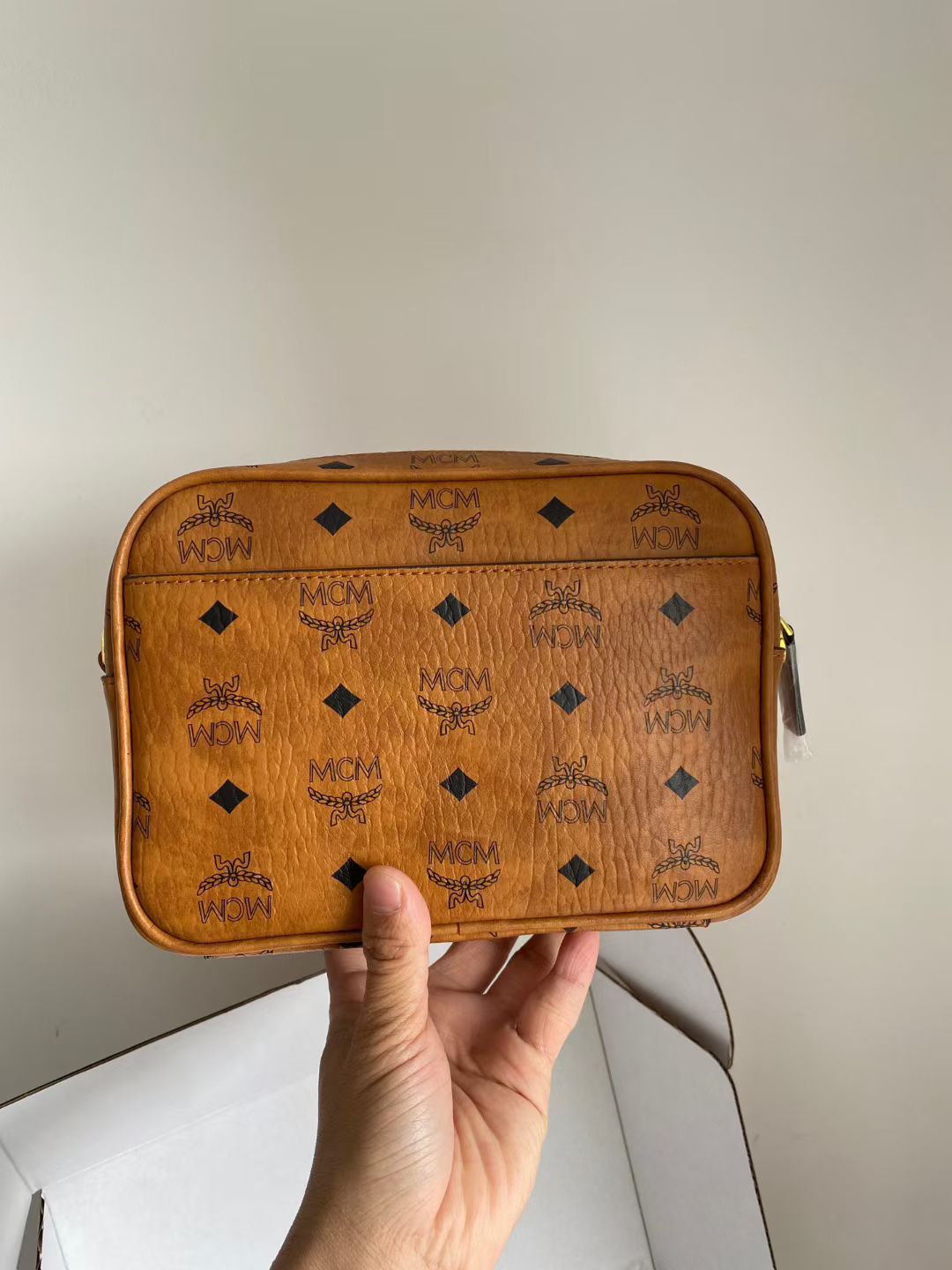 MCM 小号【MCM赵丽颖同款质量升级】运用精巧技艺所打造的