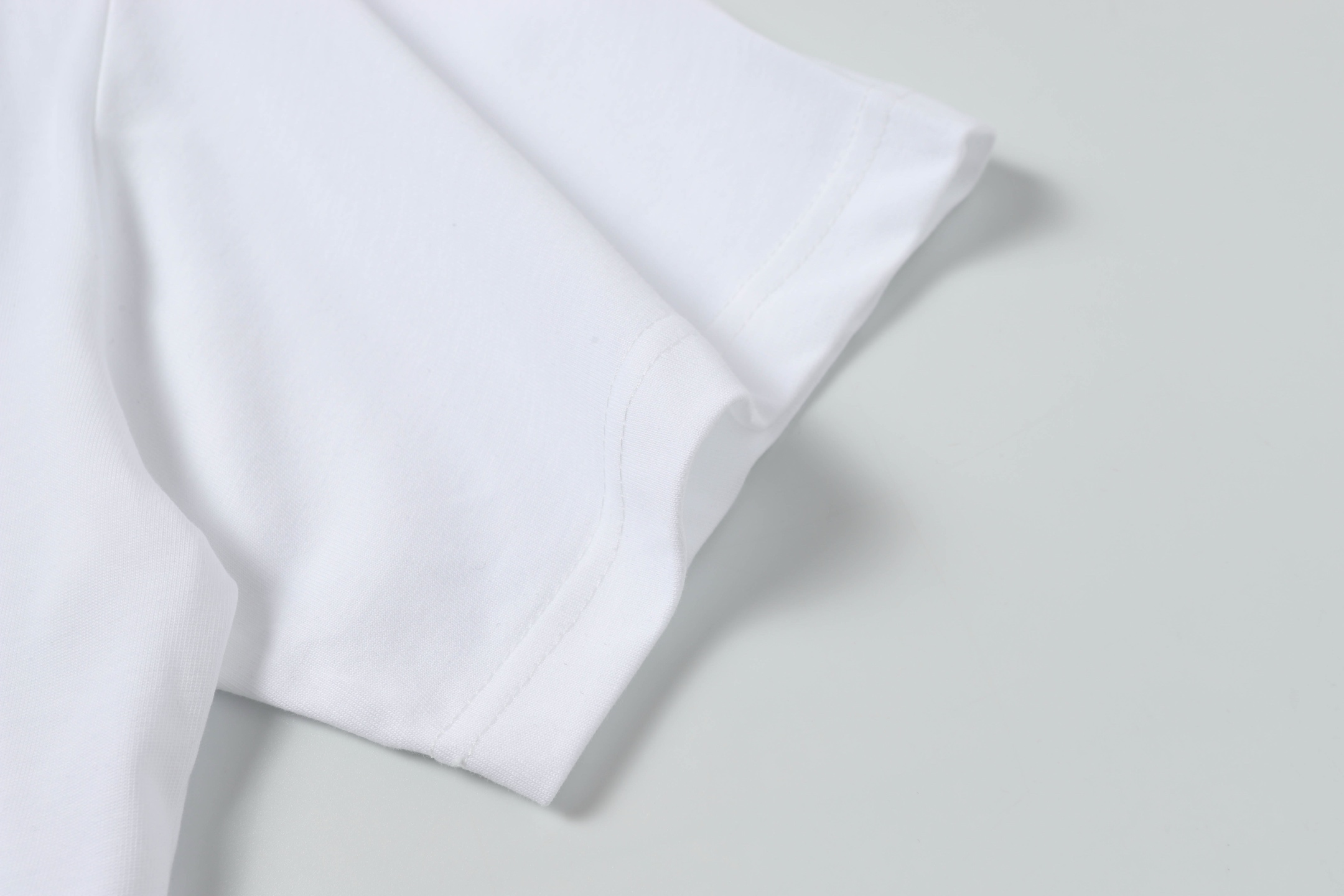 Loewe 25s Cotton Fabric Shirt in 270g, Sizes S-XXL, White/Black/Grey Options - 图片 6
