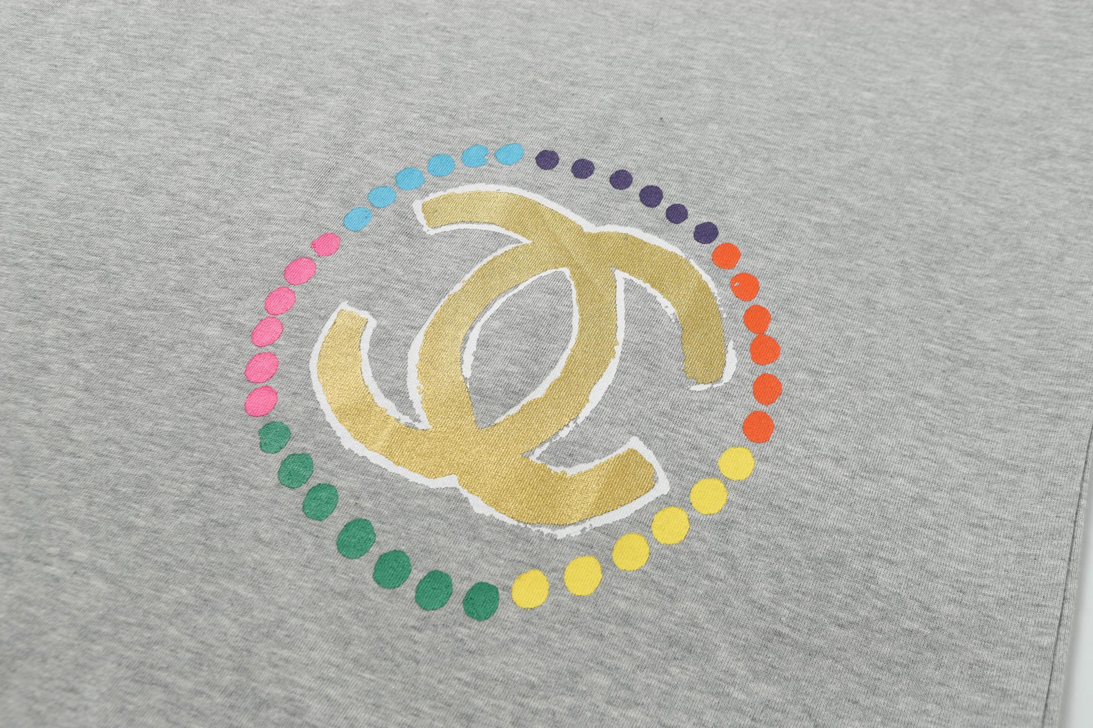 High-Quality Chanel Graffiti Short Sleeves in New Colors, Fabric, Size, and Colors Details - 图片 6