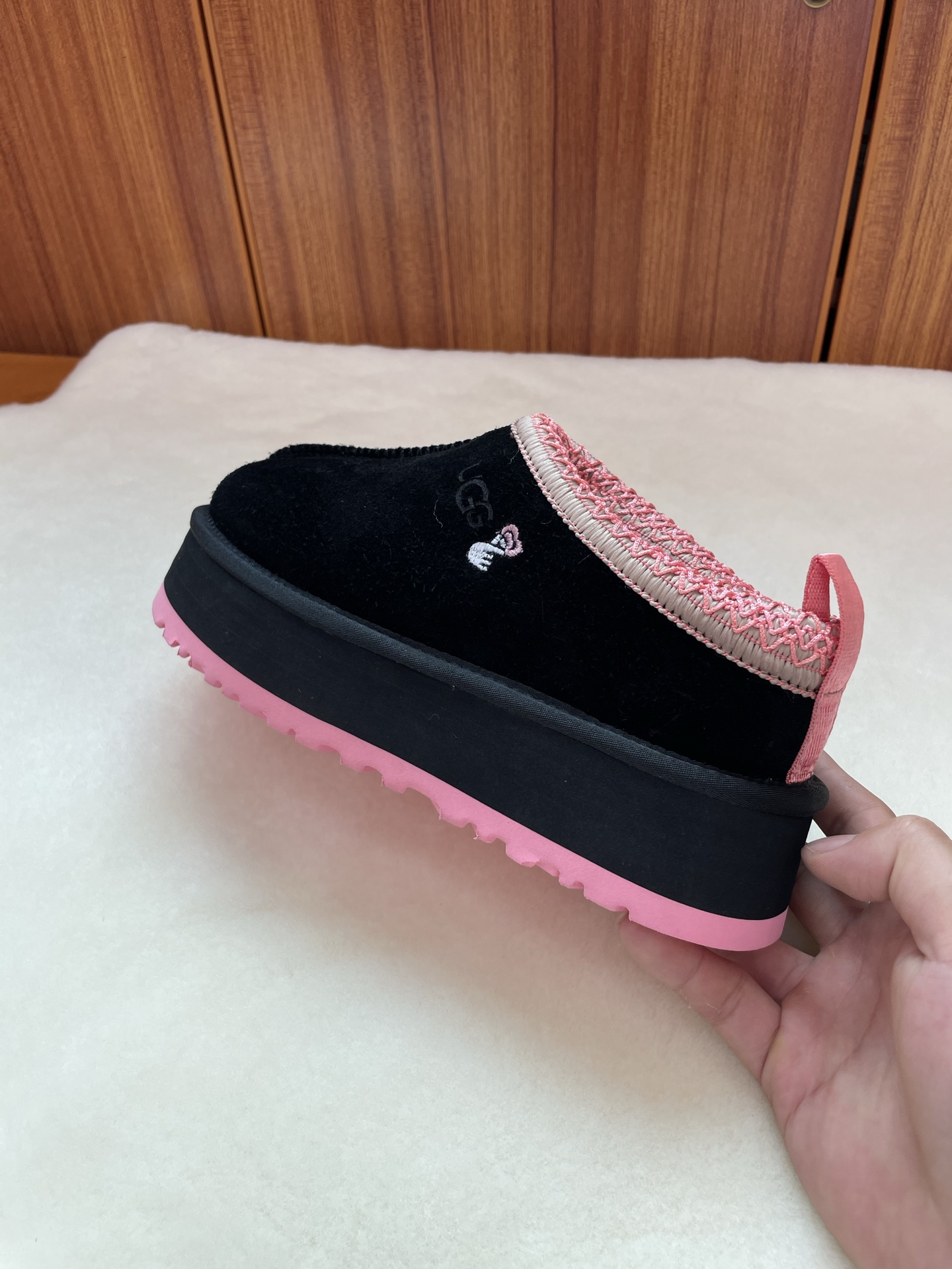 UGG Tazz油叽叽#秋冬新品塔茨TAzz厚底羊毛 毛拖鞋一脚蹬毛毛鞋雪地靴🧶 新款毛拖采用民族风编织