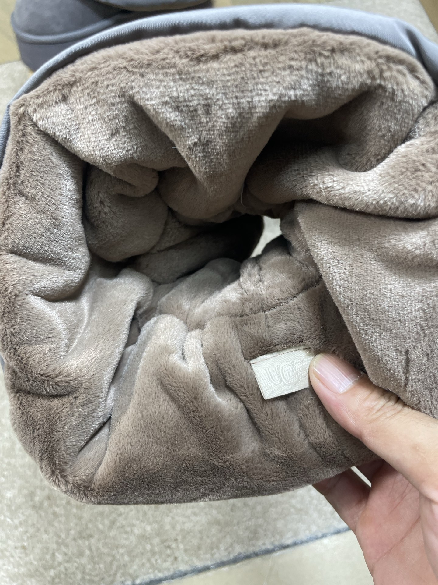 🔥官网同步，Ugg金典新奇，金典迷你迪普（泡芙款）材质：牛皮反绒，羊皮毛，进口防水布，Eva大底，轻便防