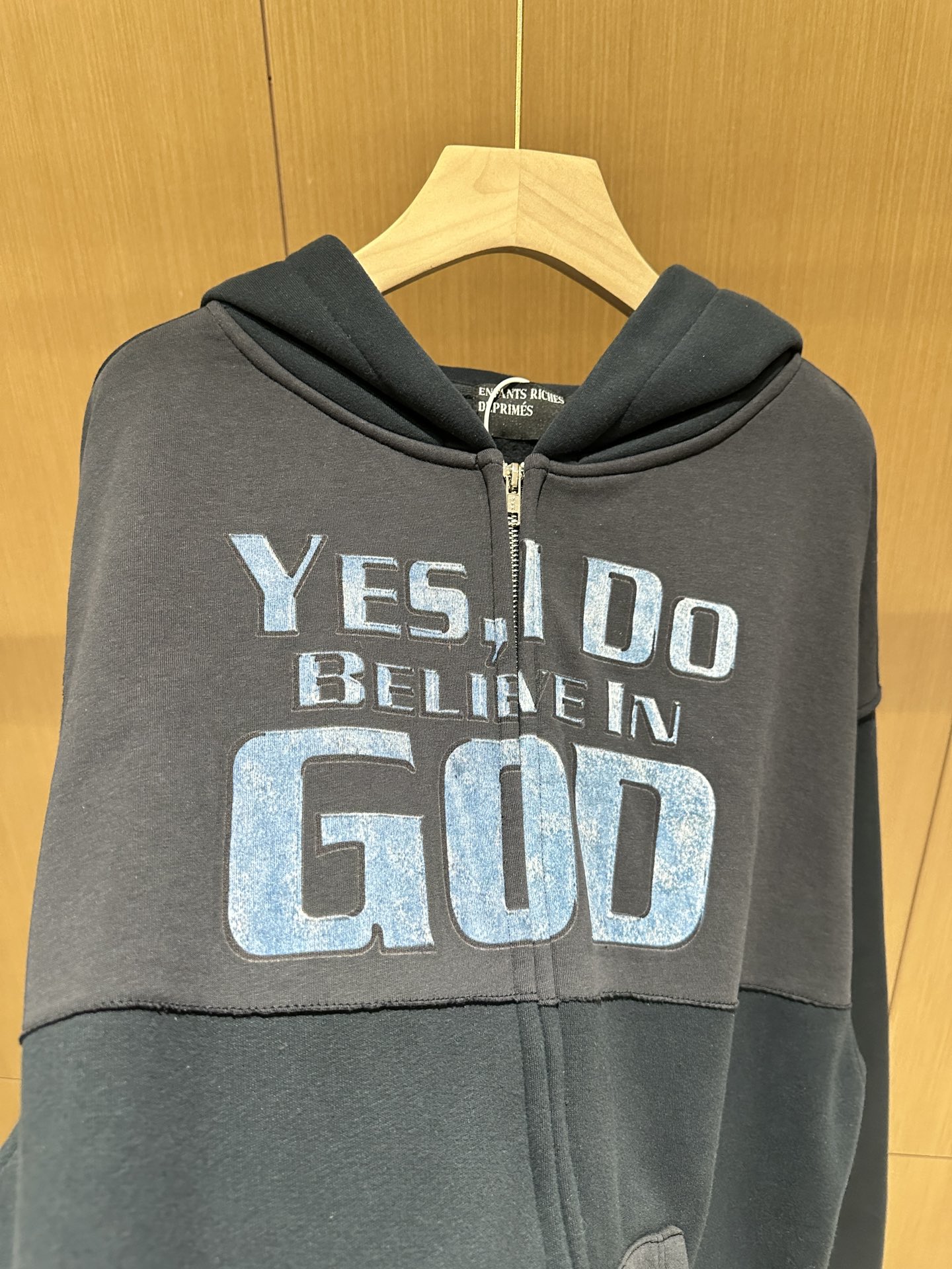 Luxury Generation: Lavender Cotton Hoodie with Unique Print for All Sizes - 图片 4