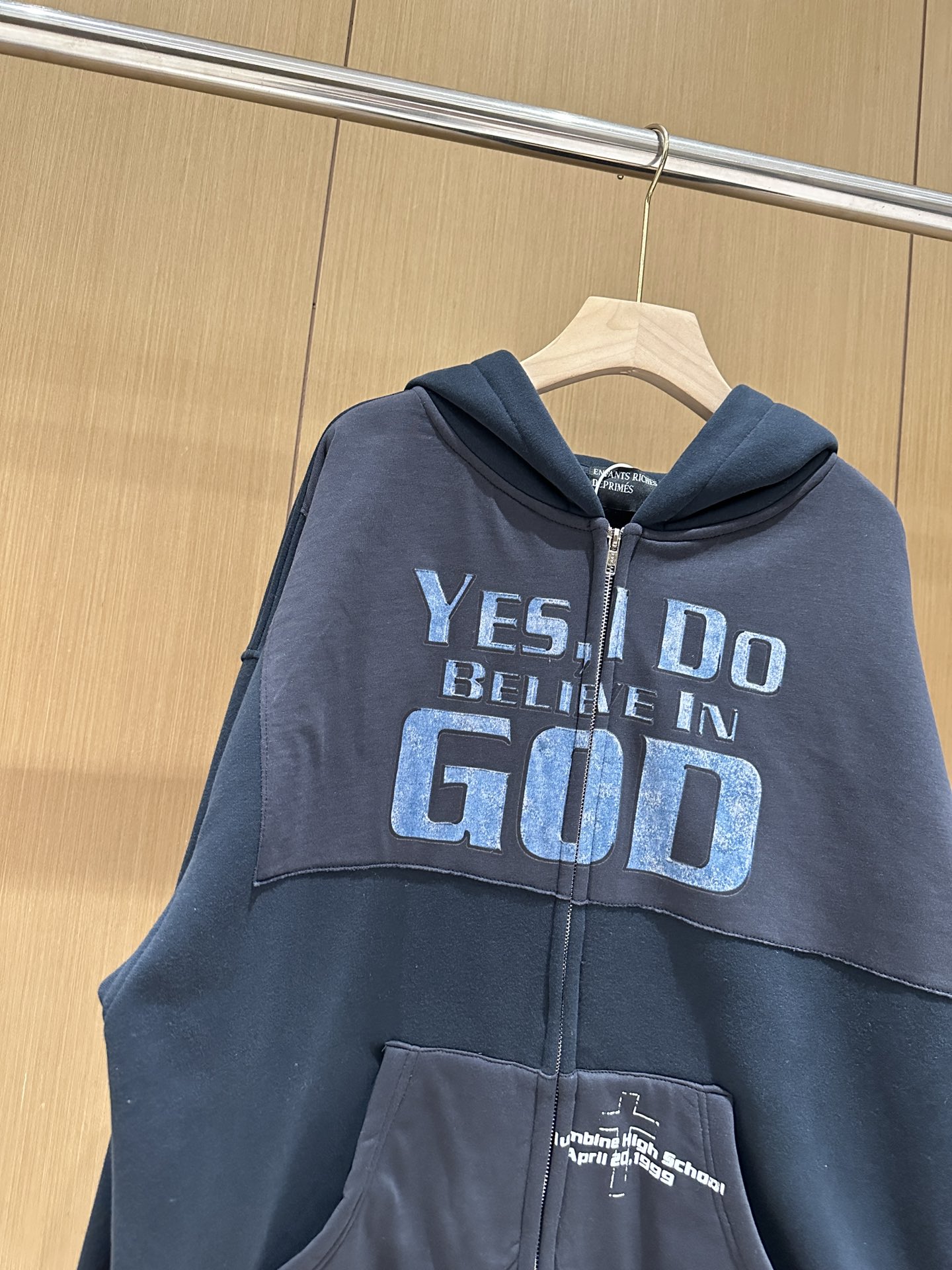 Luxury Generation: Lavender Cotton Hoodie with Unique Print for All Sizes - 图片 2