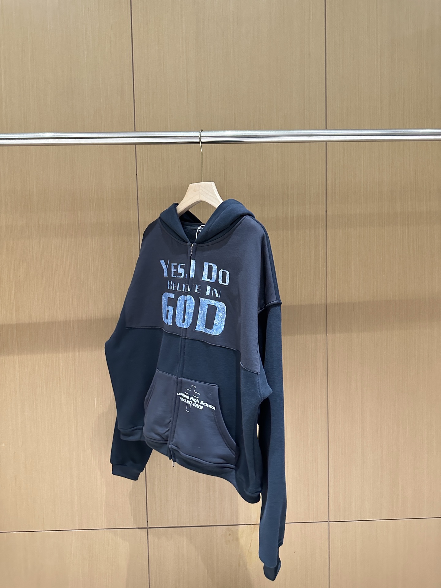 Luxury Generation: Lavender Cotton Hoodie with Unique Print for All Sizes - 图片 7