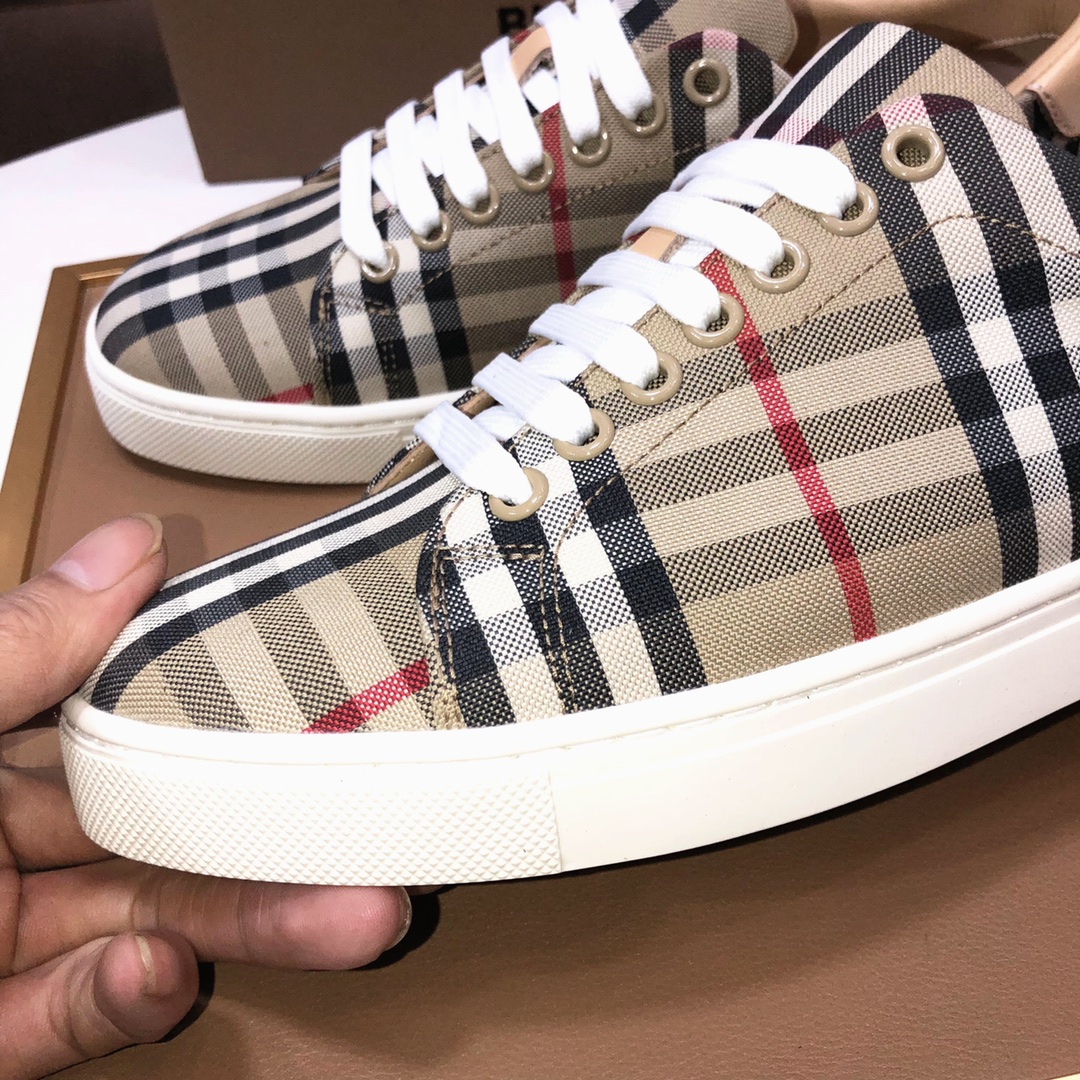 Factory lote [burberry Burberry] clásico lowtop entrenadores importados de piel de vaca con tela esc