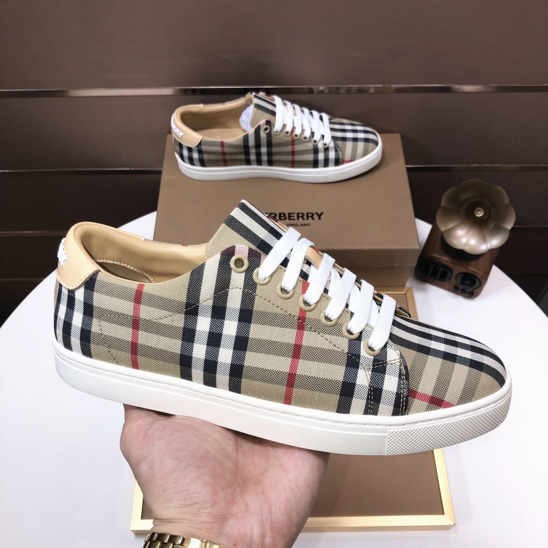 Factory lote [burberry Burberry] clásico lowtop entrenadores importados de piel de vaca con tela esc