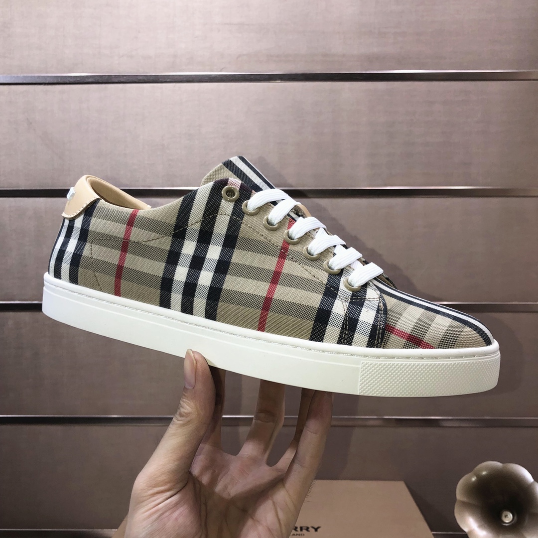 Factory lote [burberry Burberry] clásico lowtop entrenadores importados de piel de vaca con tela esc