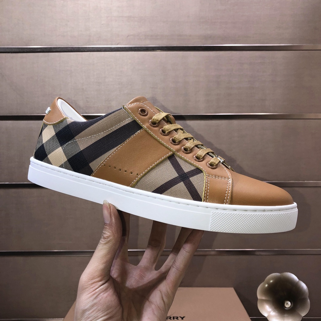 Factory lote [burberry Burberry] clásico lowtop entrenadores importados de piel de vaca con tela esc